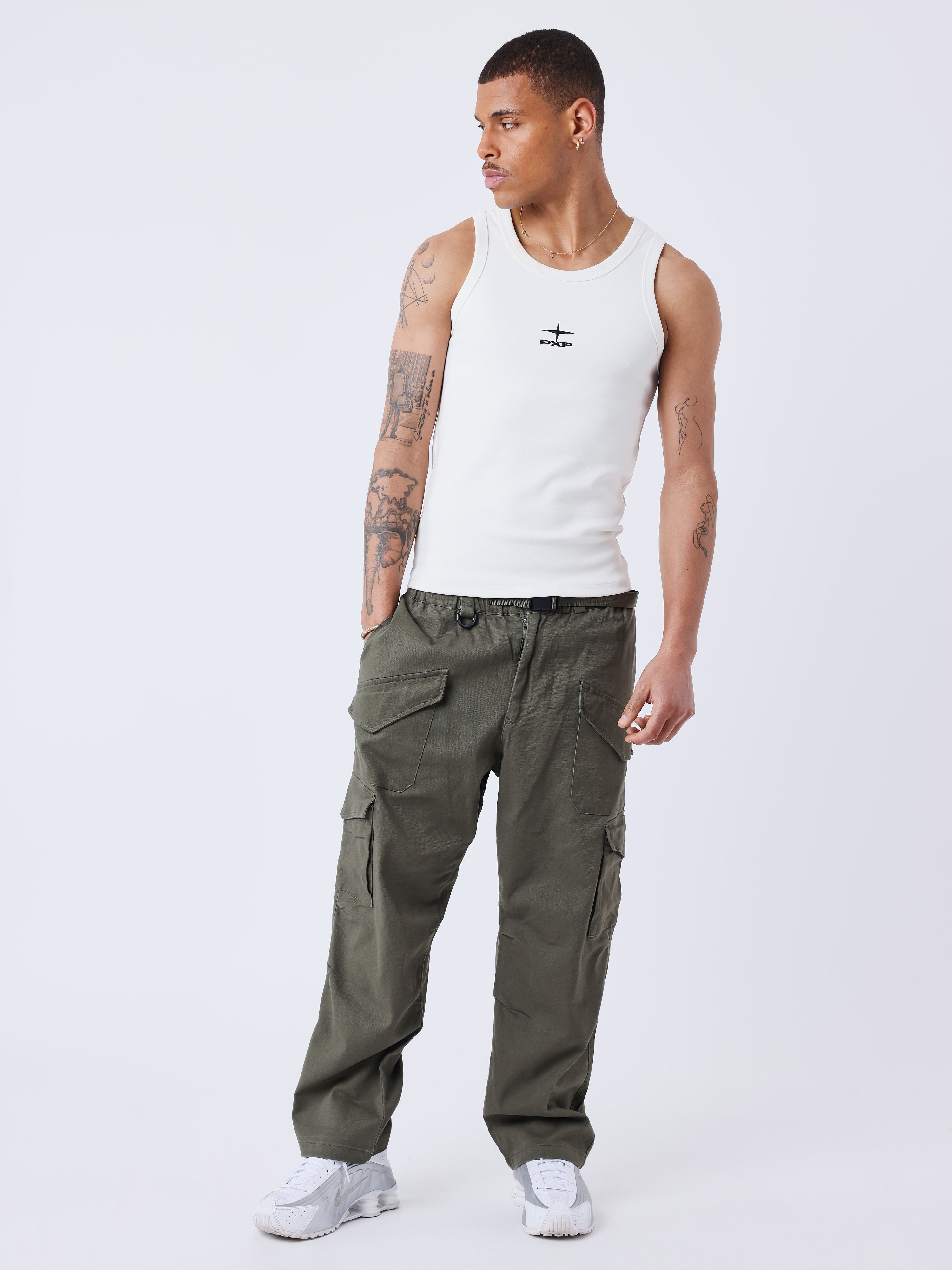 pantalon-cargo-technique-5365-olive-fonce-modelshot