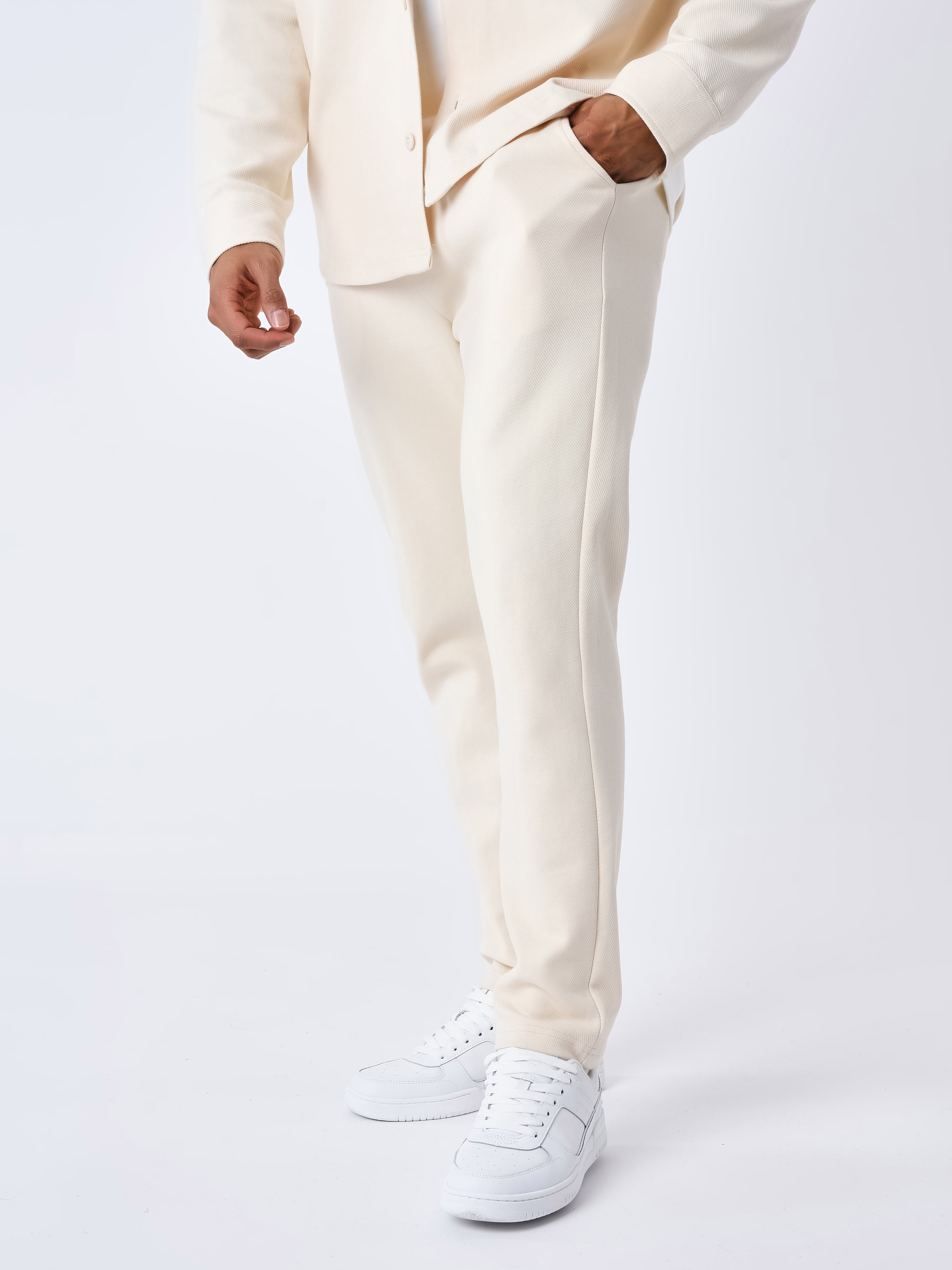pantalon-classique-cotele-blanc-casse
