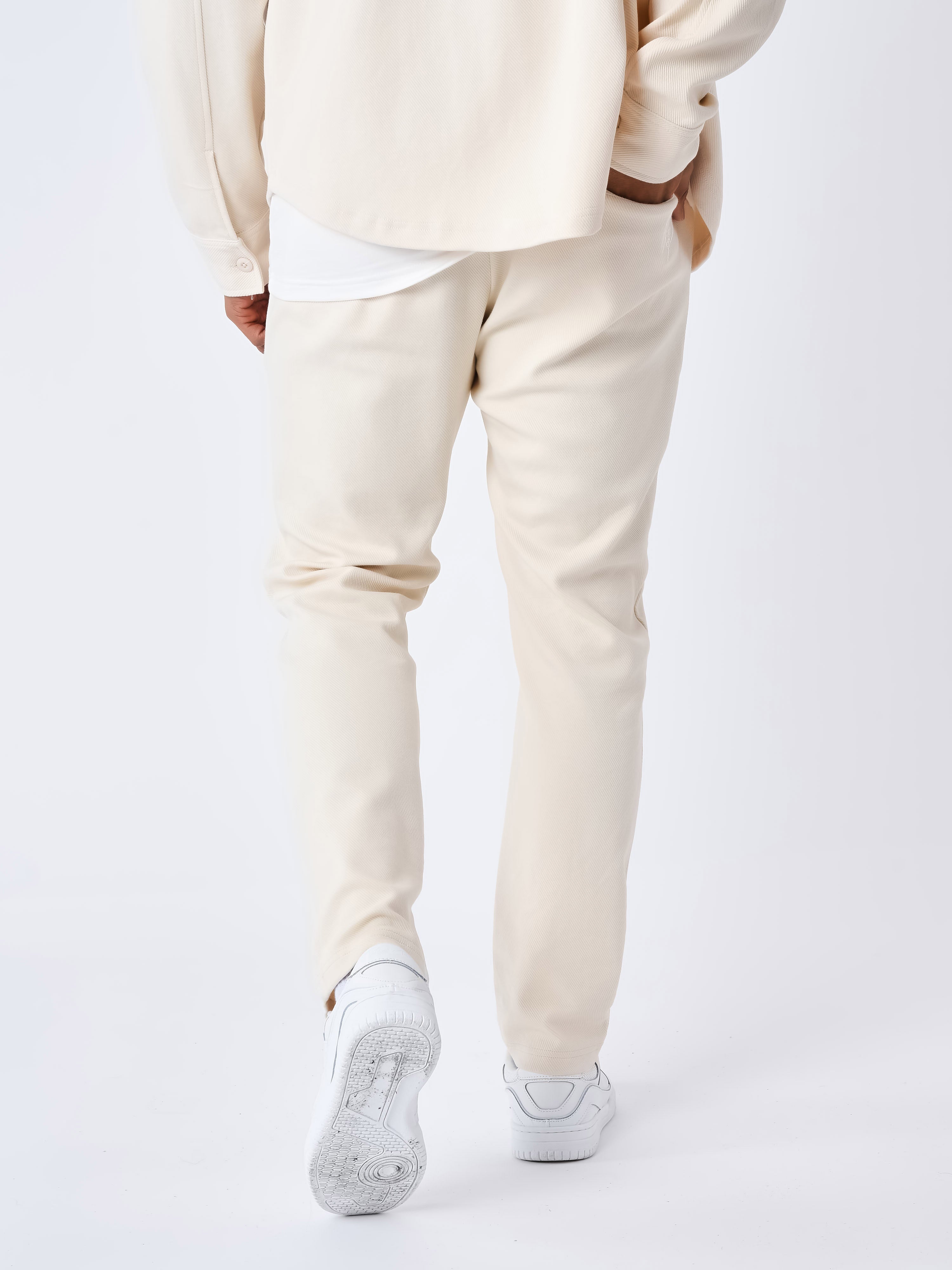 pantalon-classique-cotele-blanc-casse