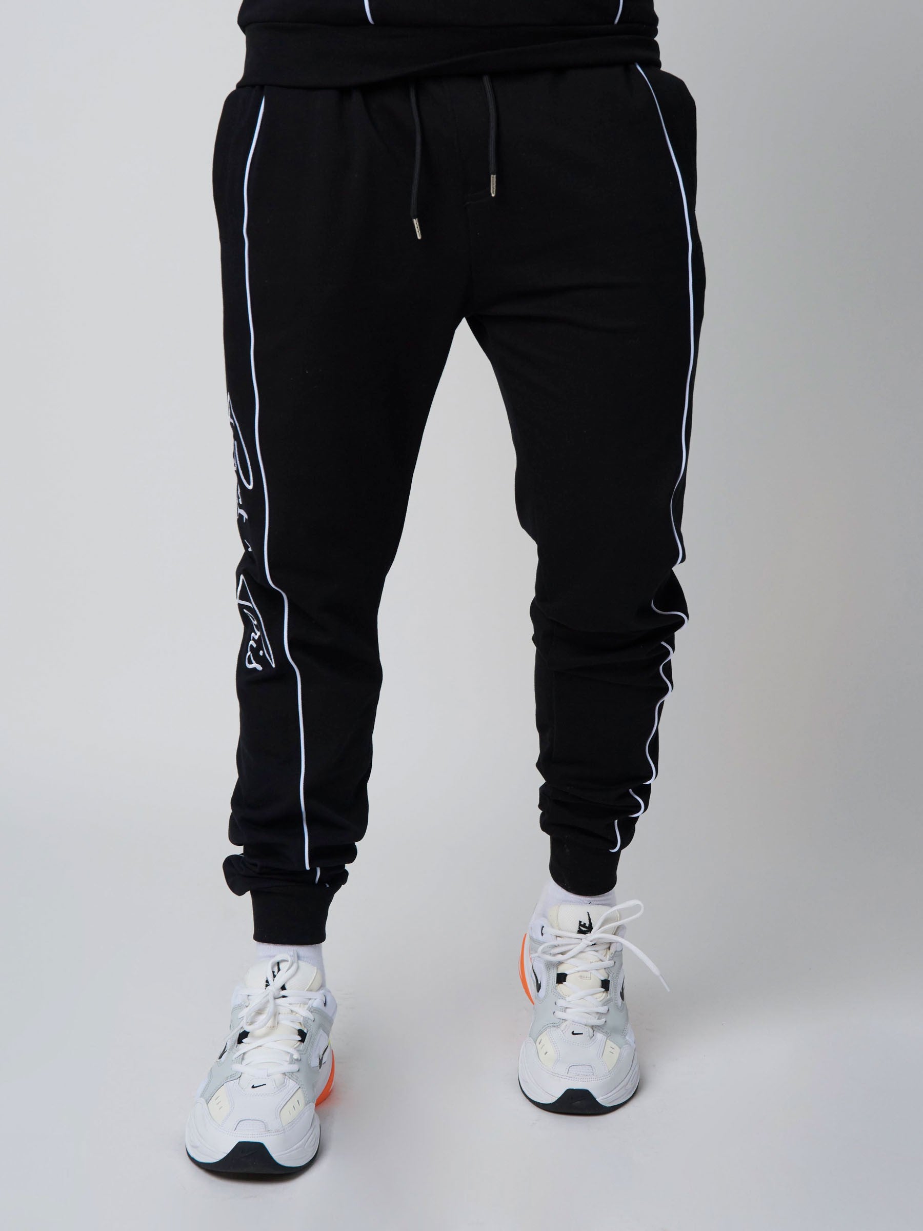 pantalon-de-jogging-logo-sur-le-cote-homme-project-x-paris-1940032-noir