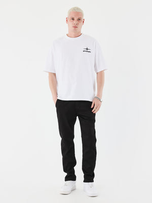pantalon-droit-noir-modelshot