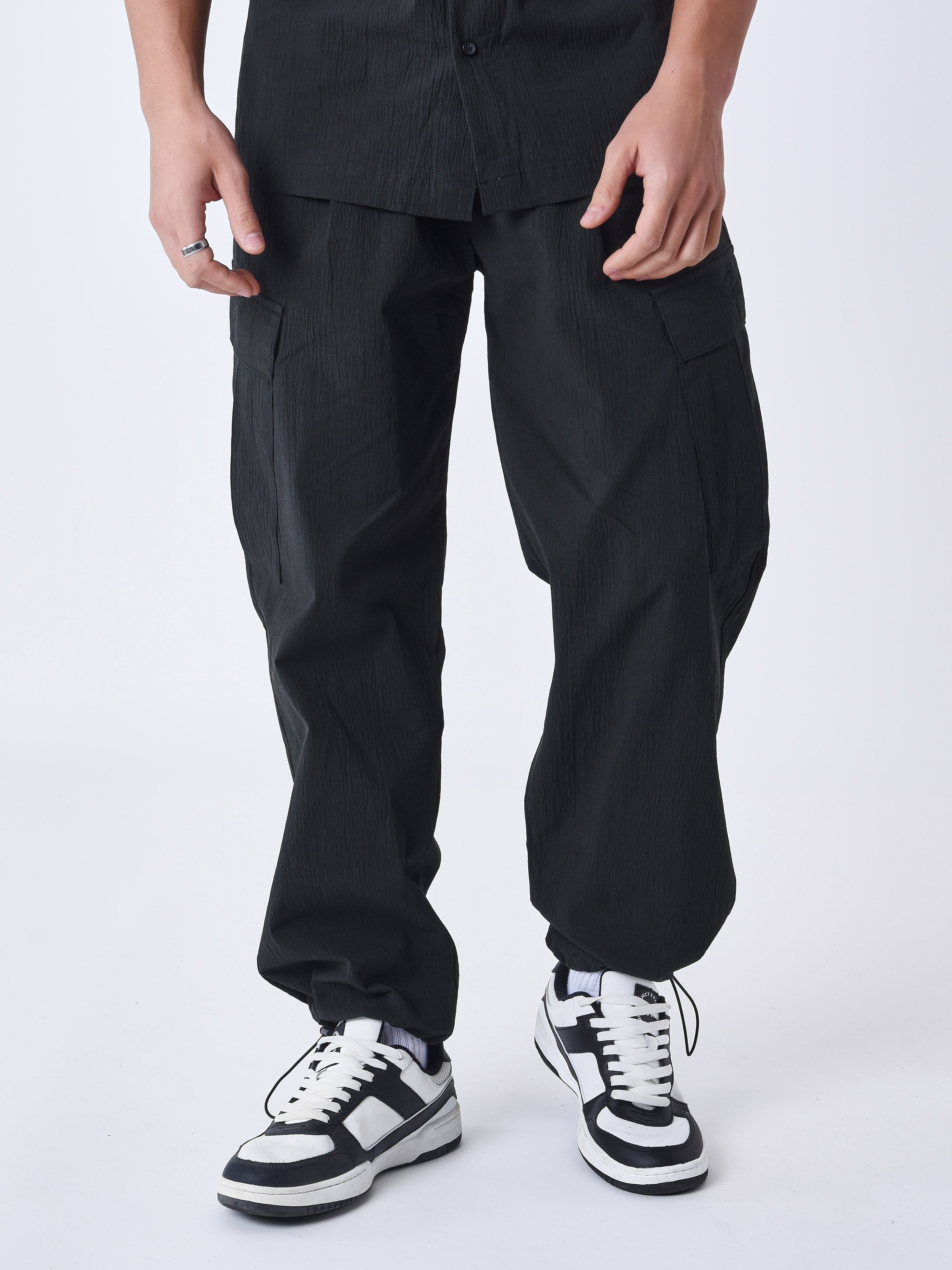 Pantaloni effetto stropicciato con tasche-2