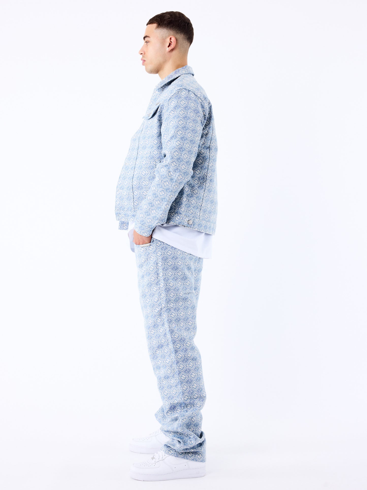 pantalon-en-toile-a-motif-geometrique-bleu