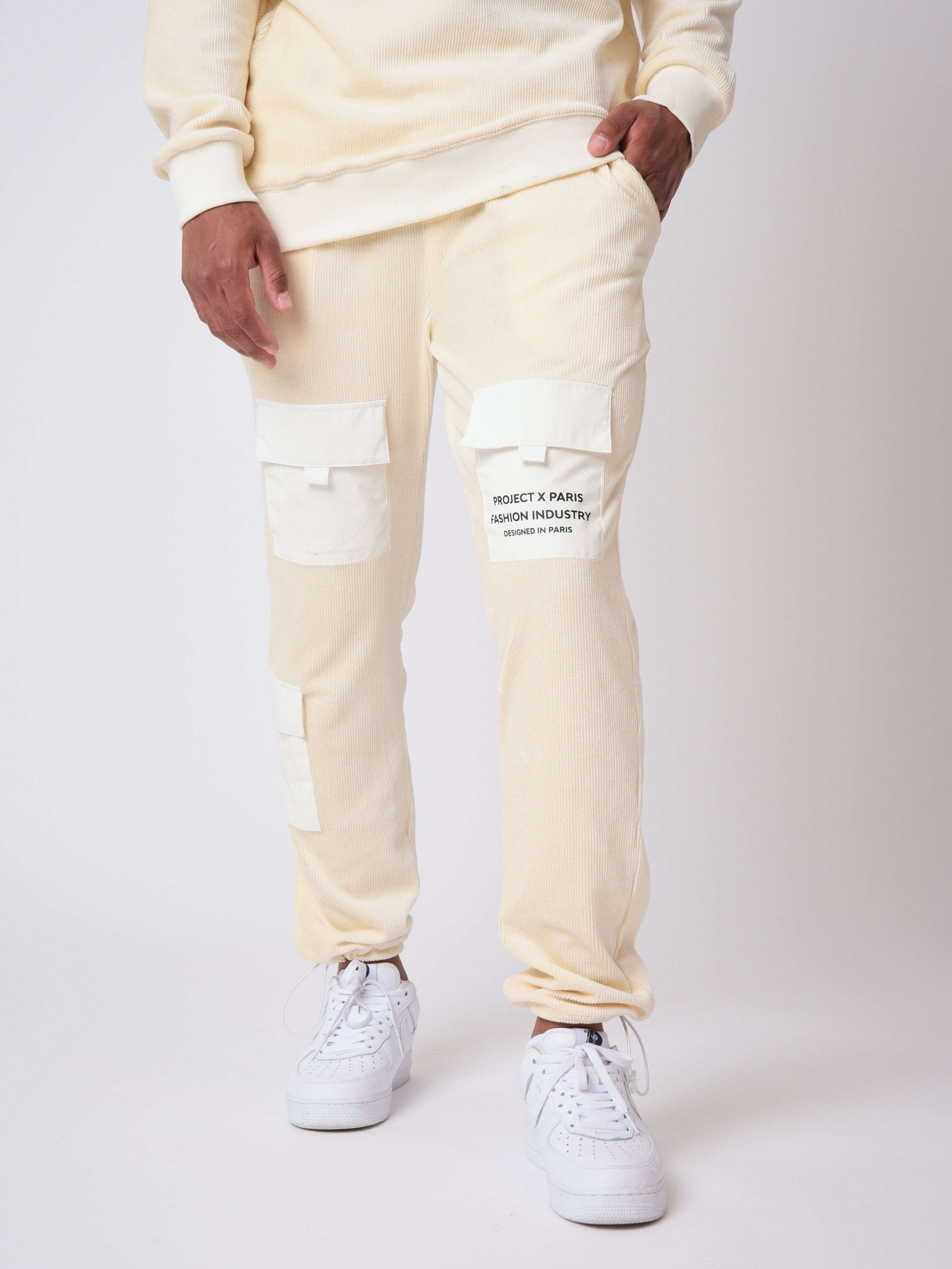 Pantaloni din catifea reiată-1