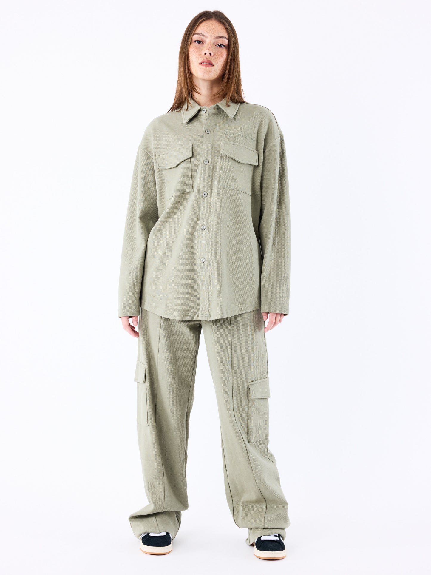 pantalon-habille-oversize-olive