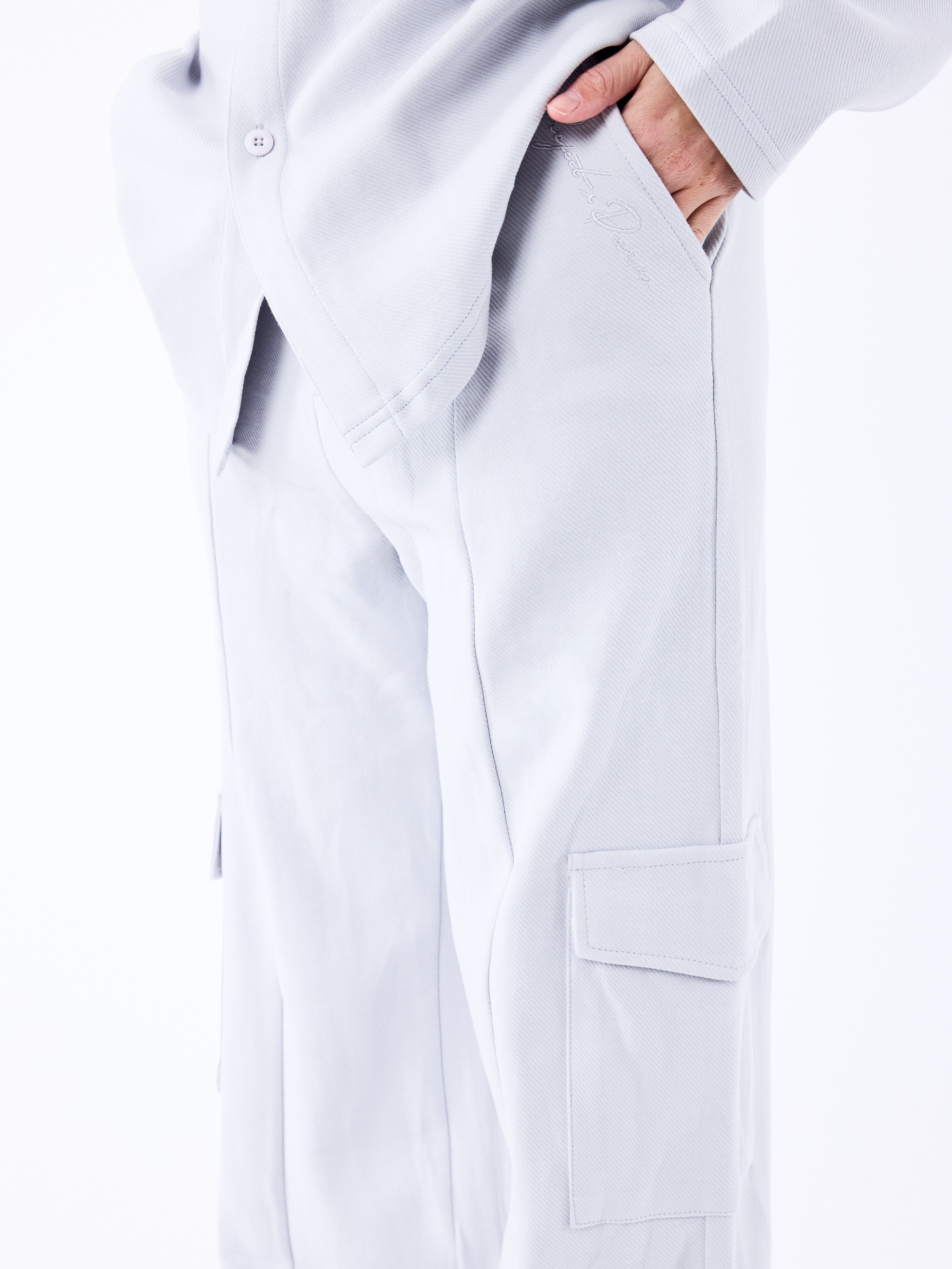 pantalon-habille-oversize-bleu-glacier