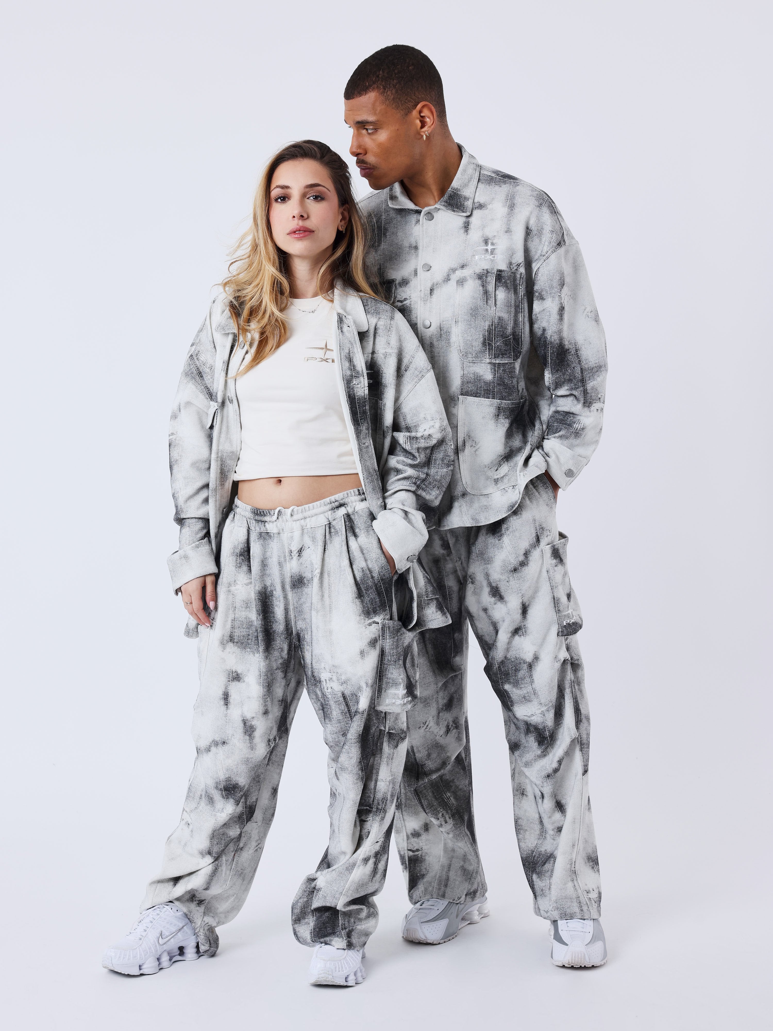 pantalon-kalash-x-pxp-en-toile-delave-noir