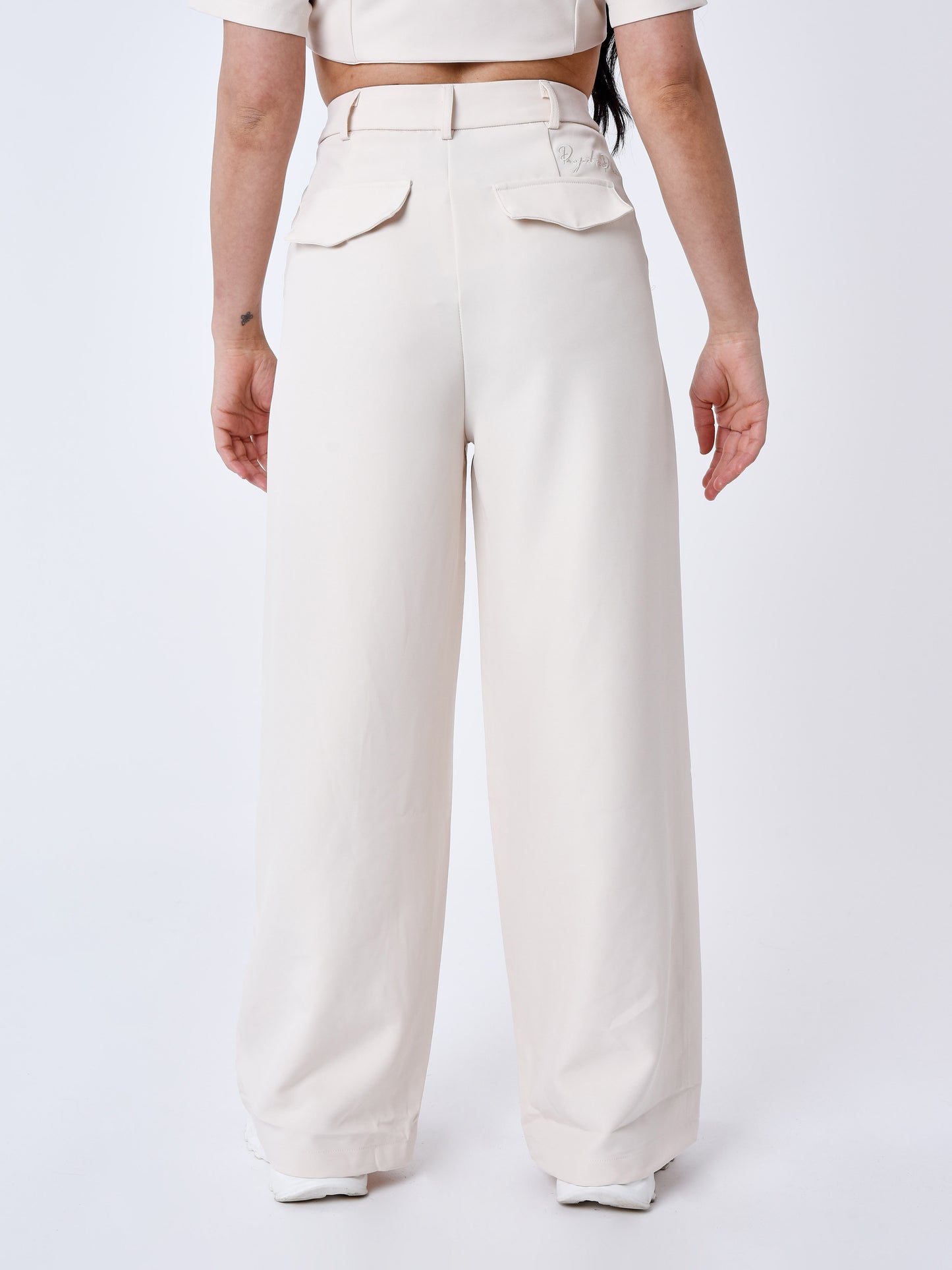 pantalon-style-tailleur-ivoire