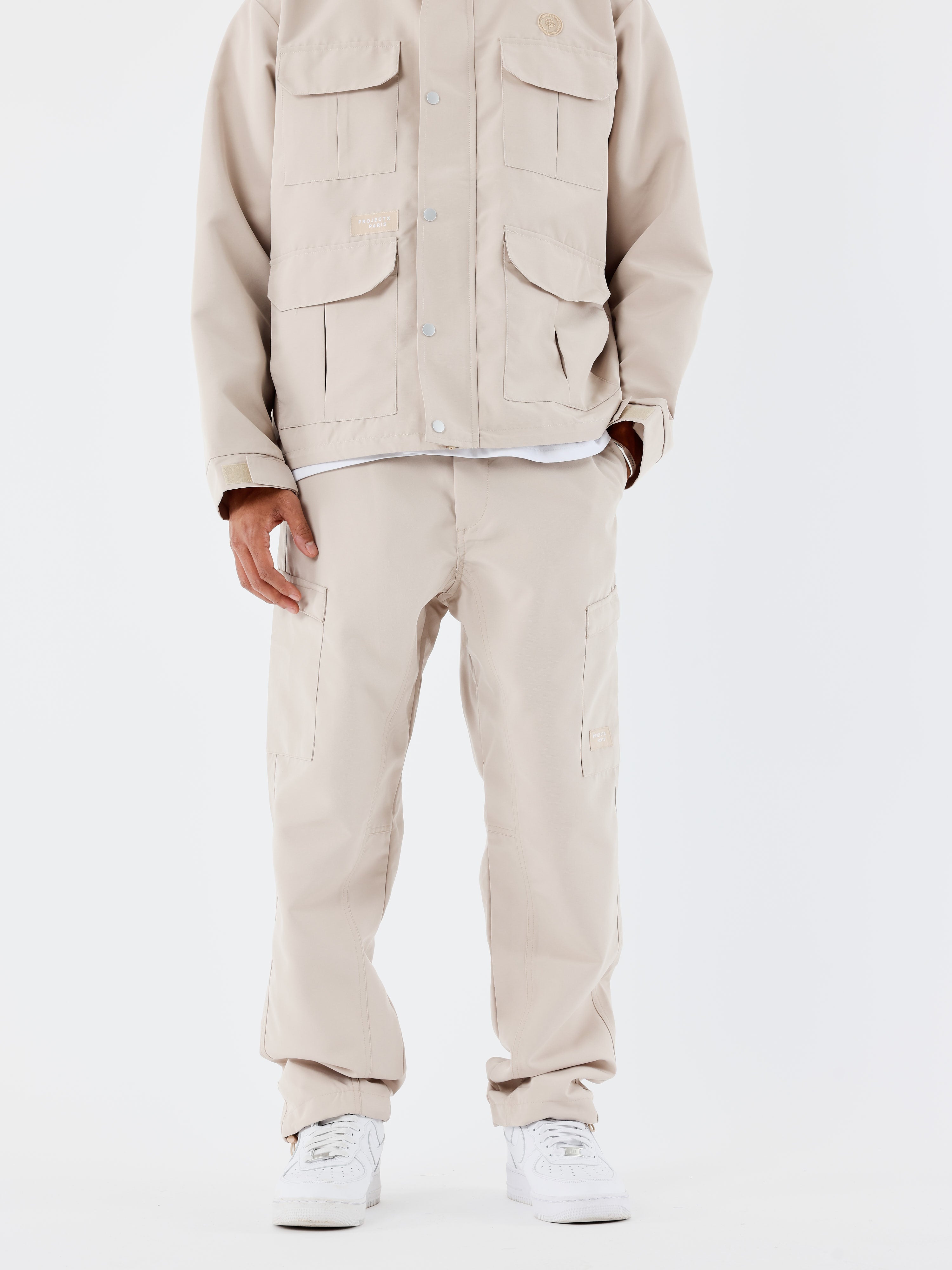 pantalon-technique-a-poches-greige