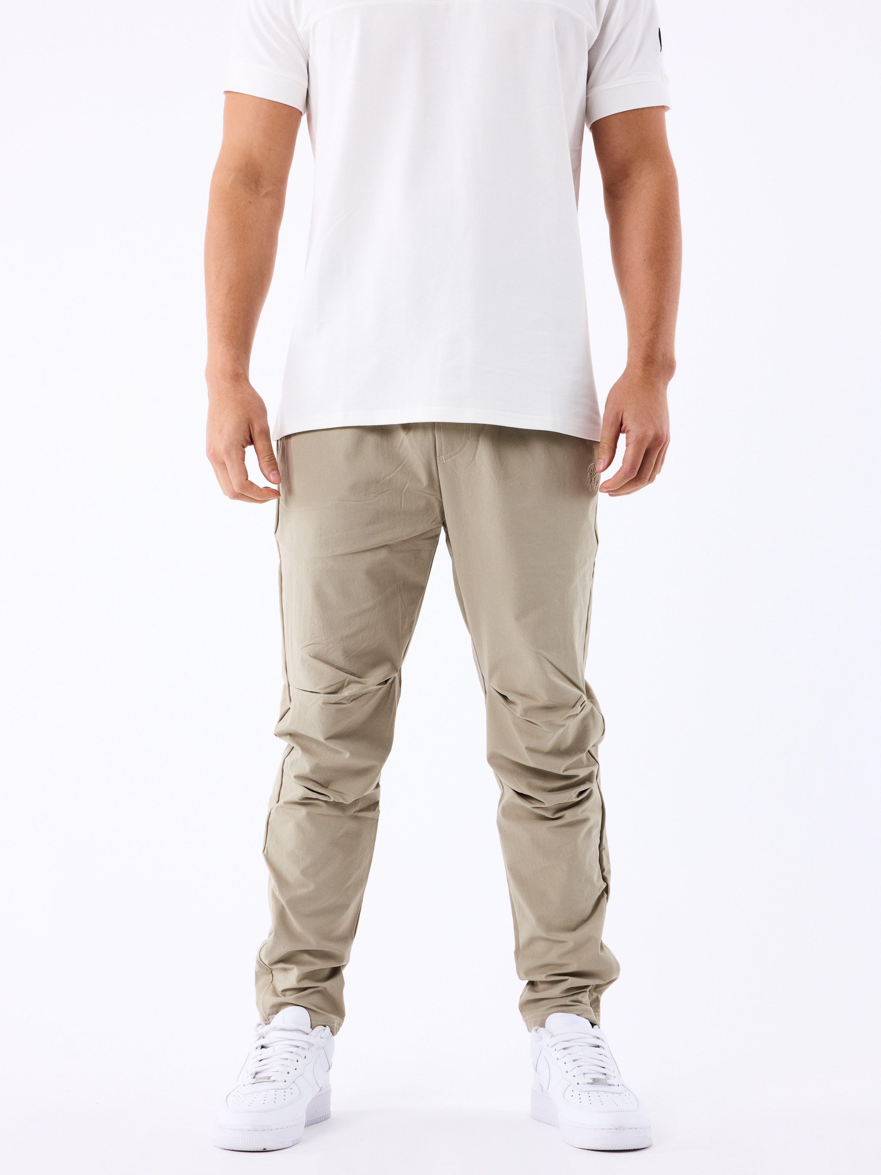 pantalon-technique-gris-fume