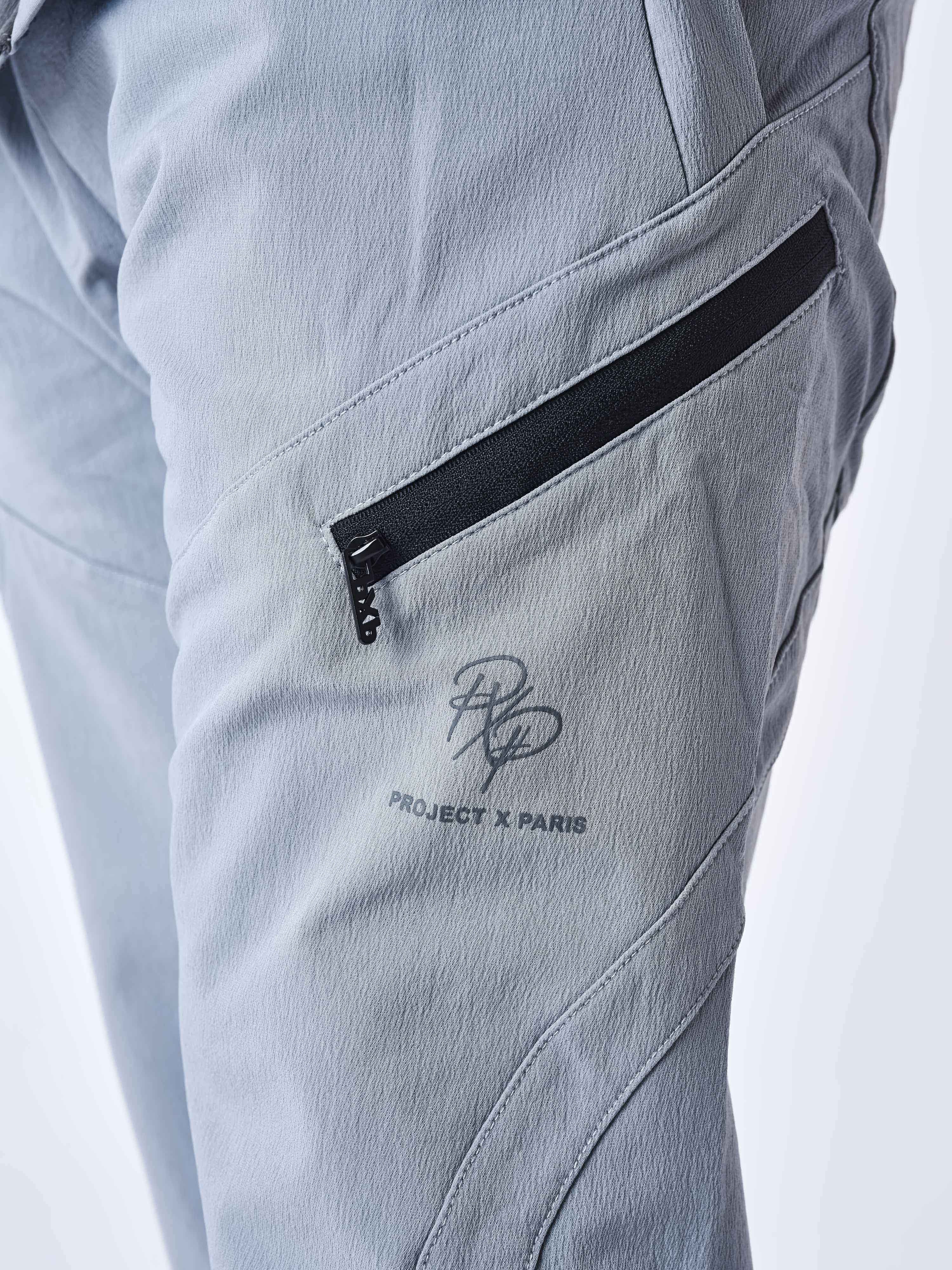 pantalon-techwear-gris-clair