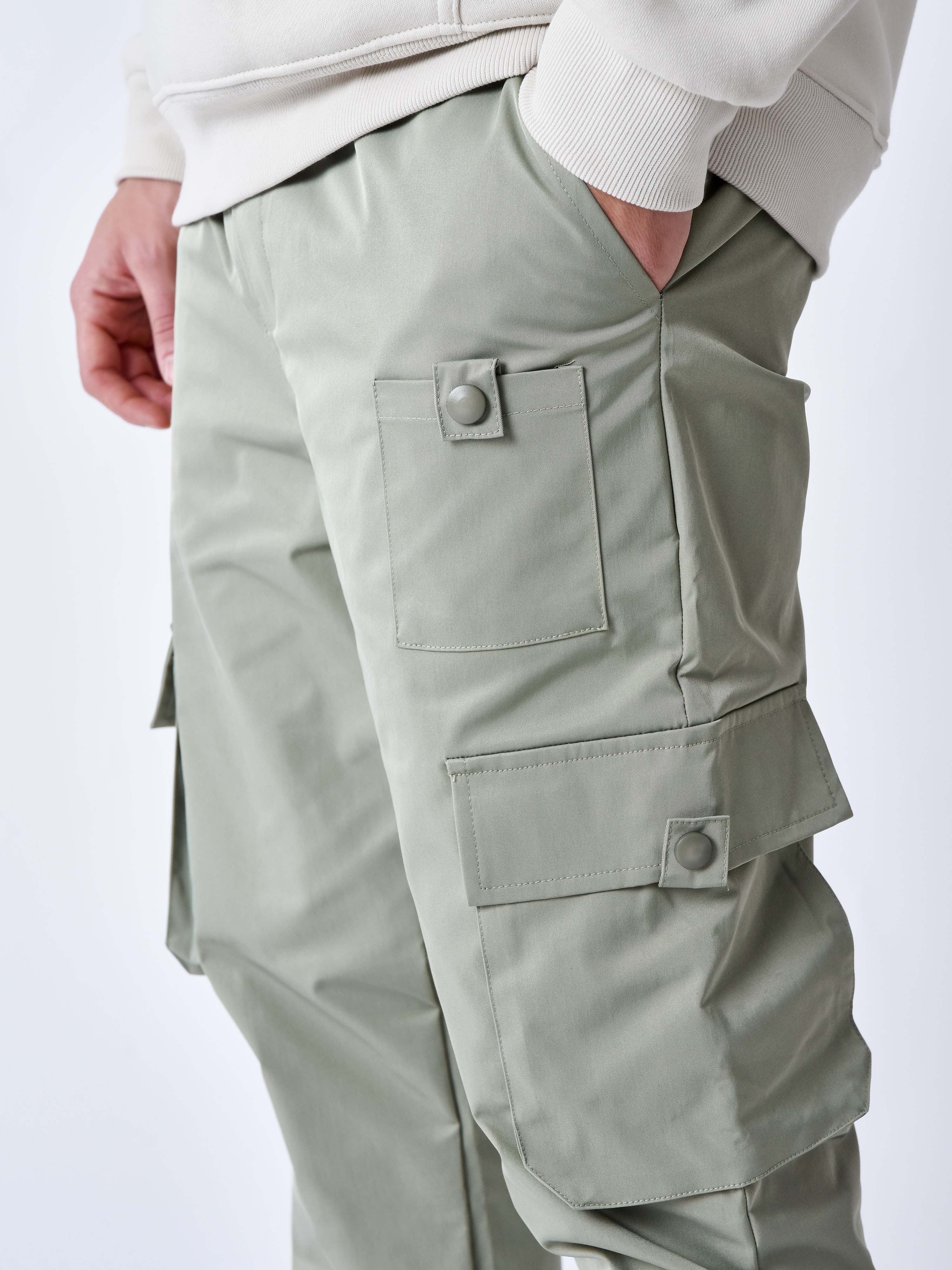 Pantalón workwear con múltiples bolsillos-12