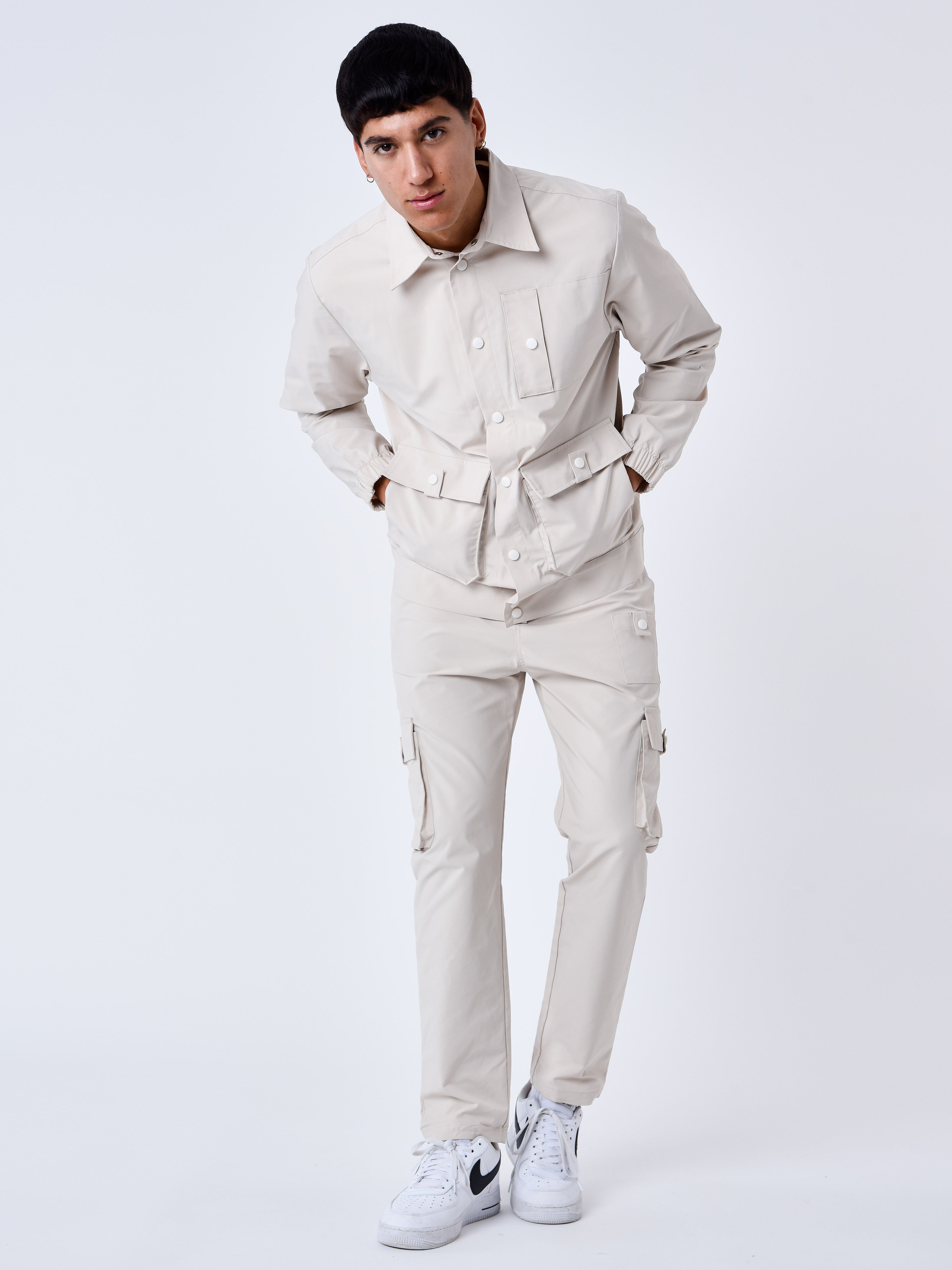Pantalón workwear con múltiples bolsillos-4