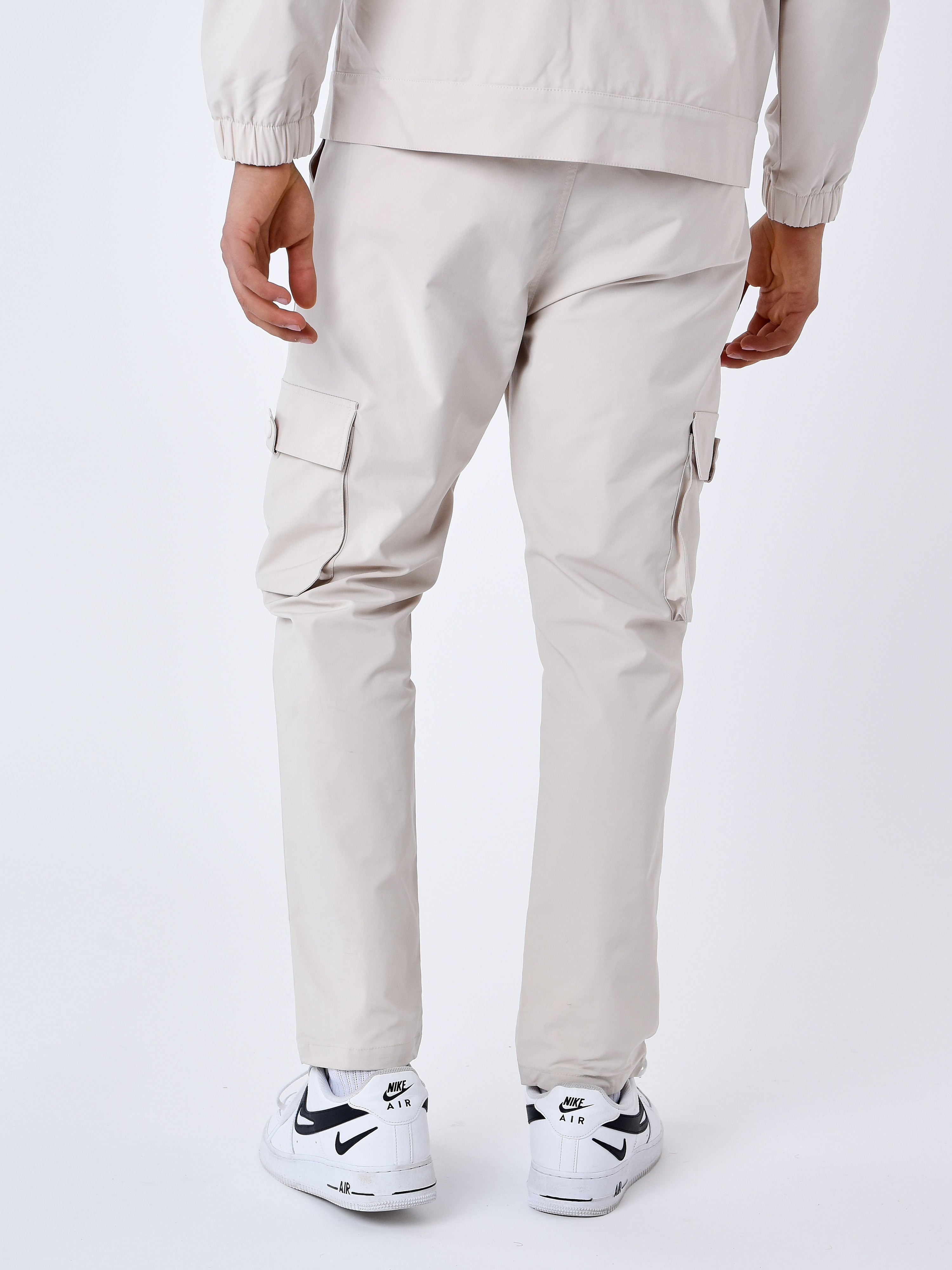 Pantalón workwear con múltiples bolsillos-5