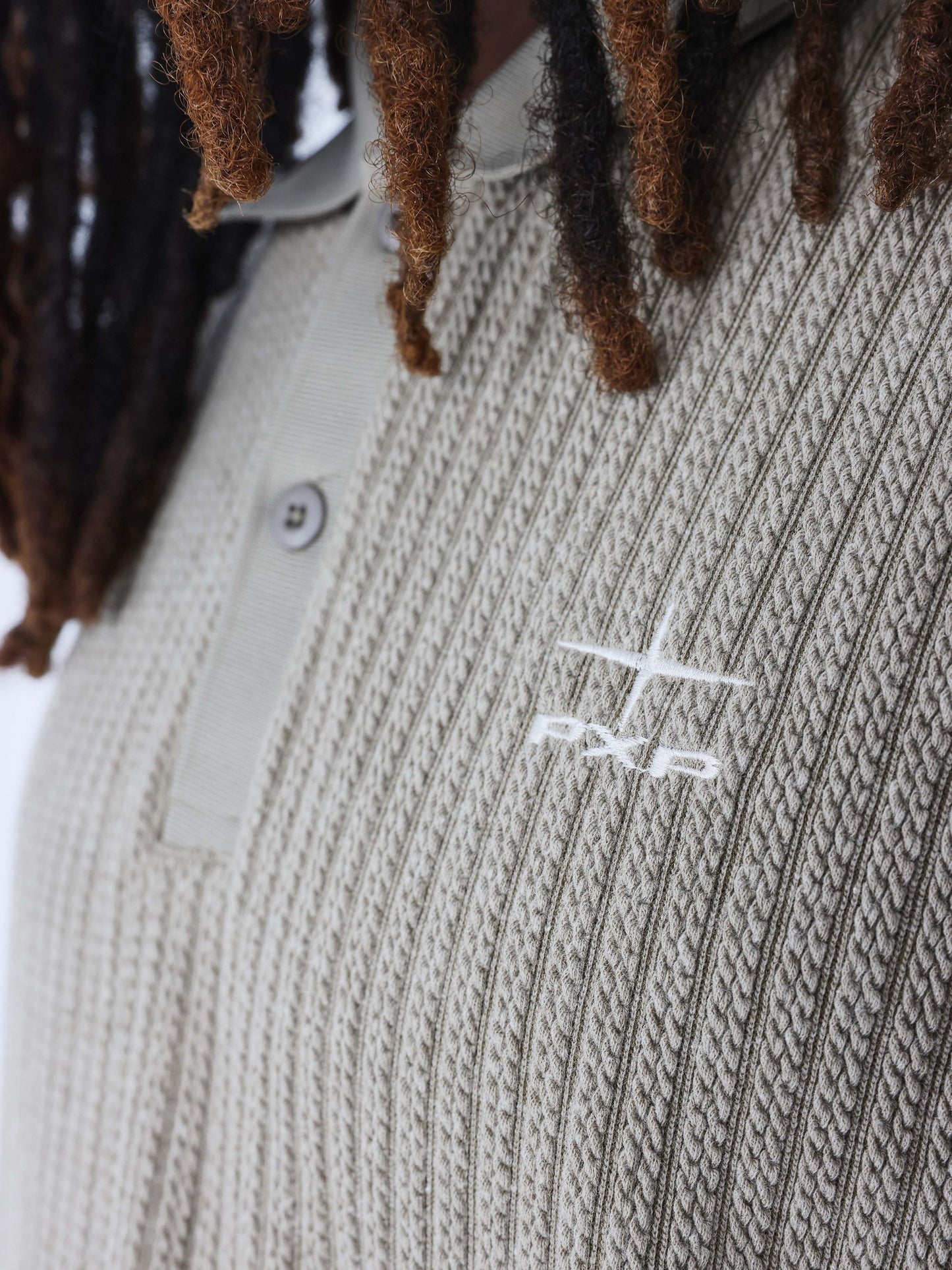 polo-preppy-texture-taupe