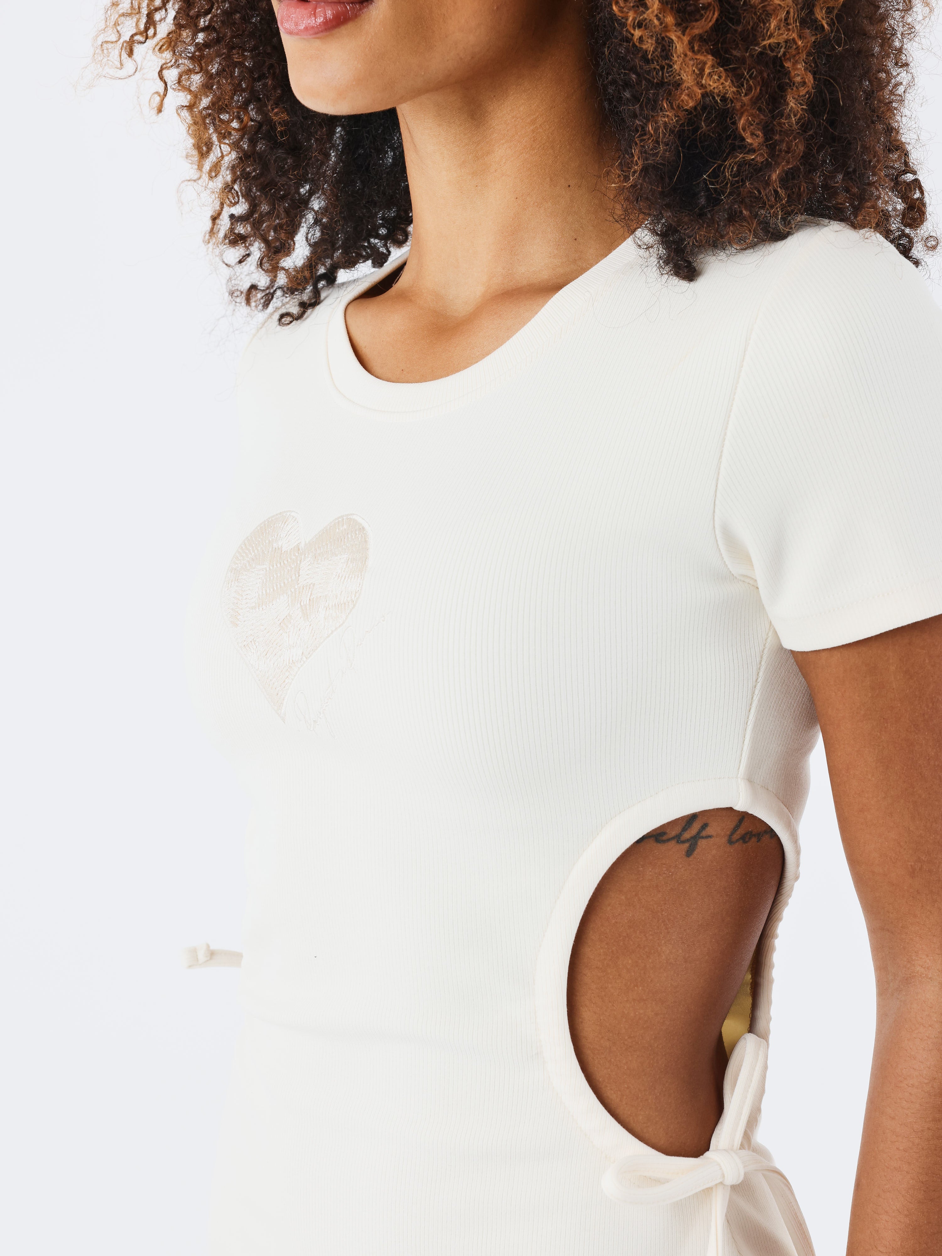 robe-wicker-heart-craie-modelshot