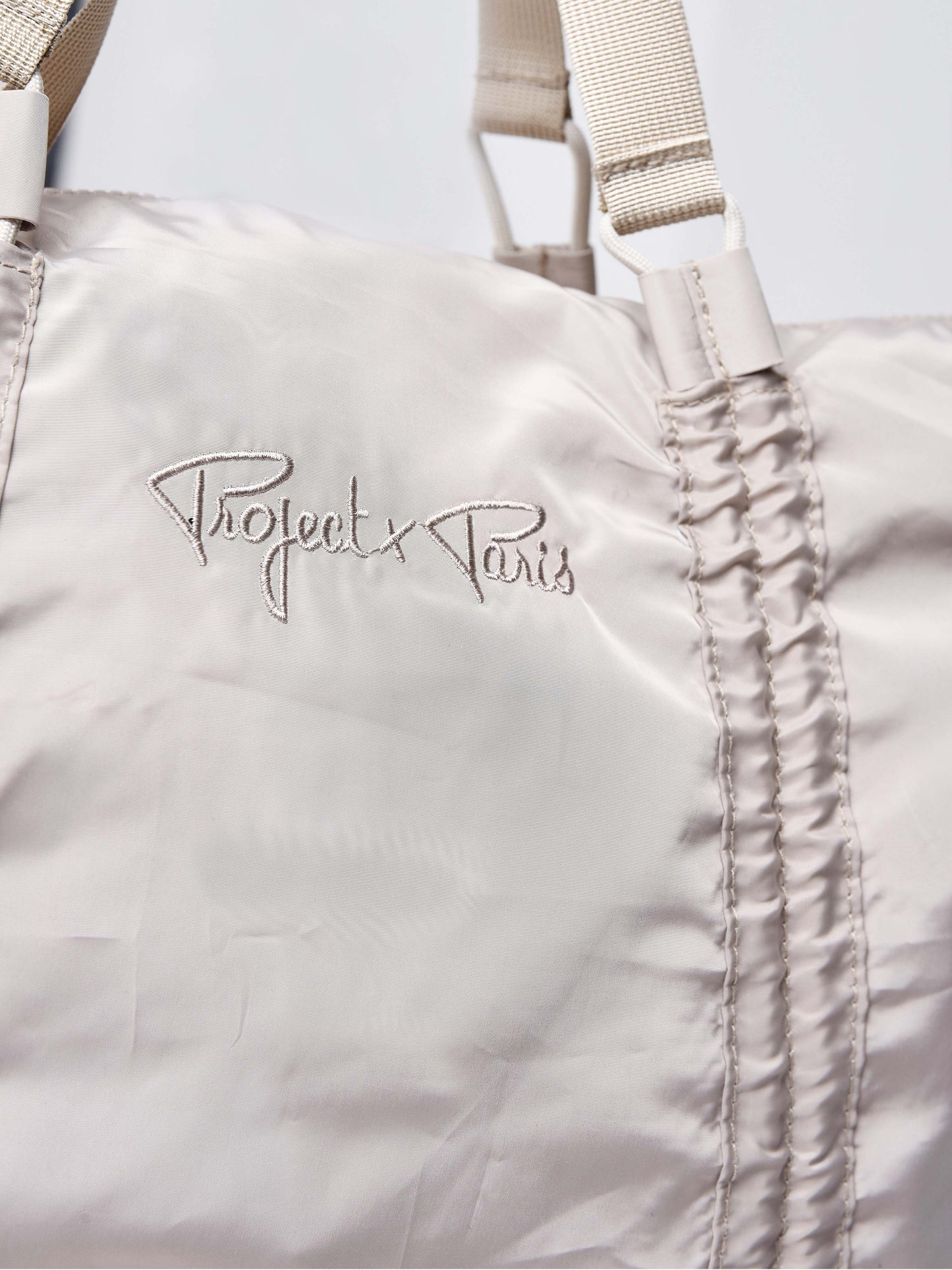 sac-a-main-cordon-de-serrage-craie