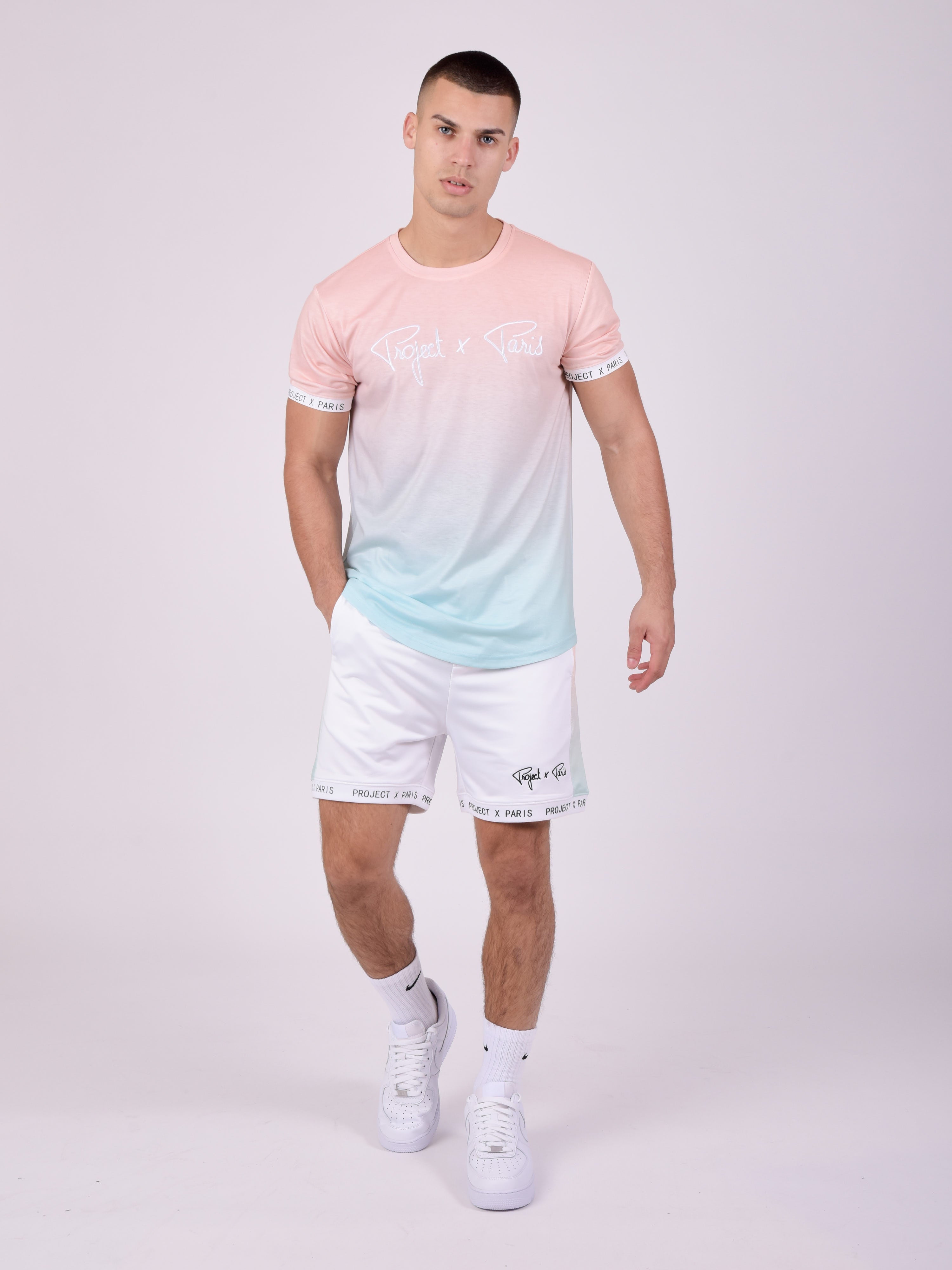 short-a-bandes-degrade-peche-modelshot