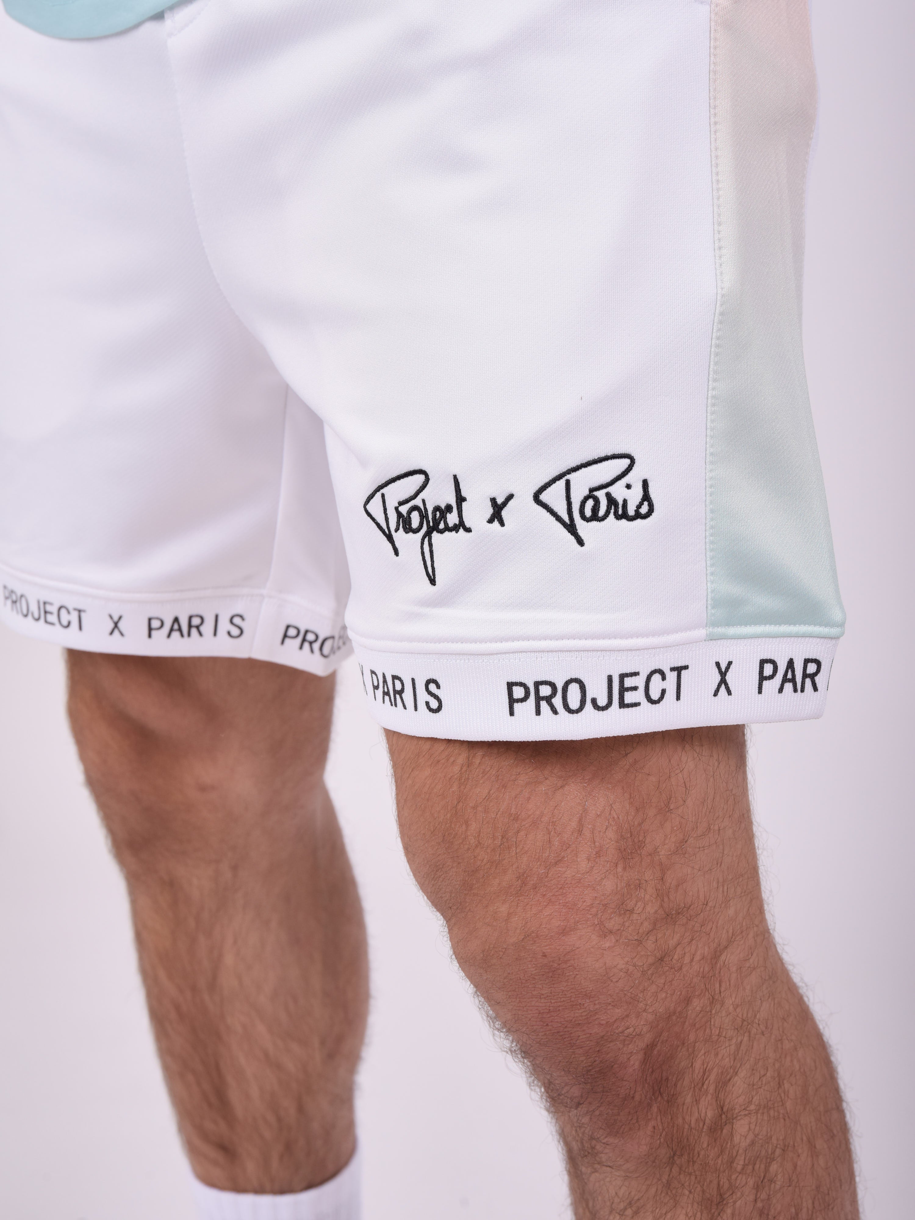 Verlauf Shorts mit Streifen-7