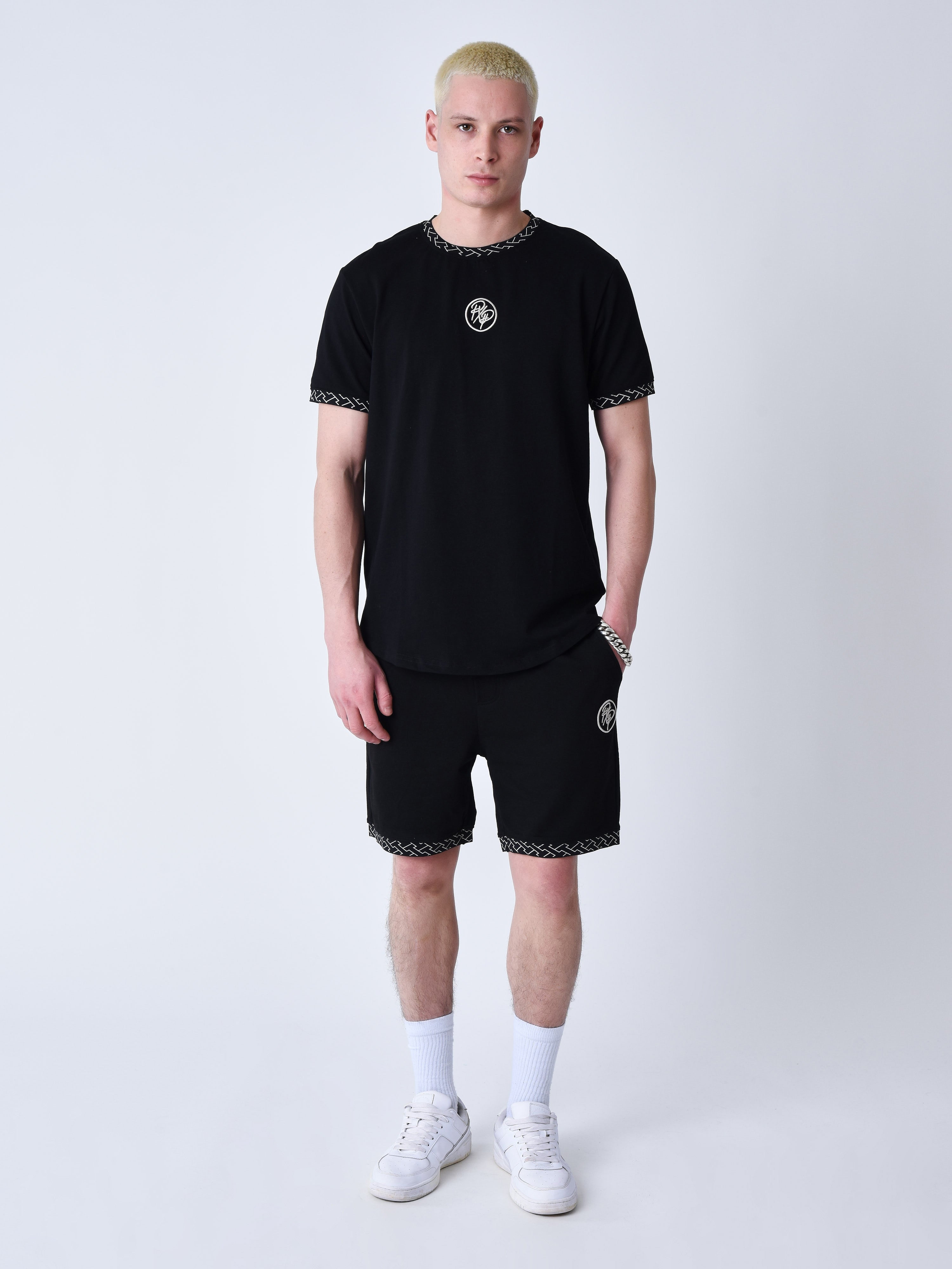Short con dettagli tessuti labirinto-1