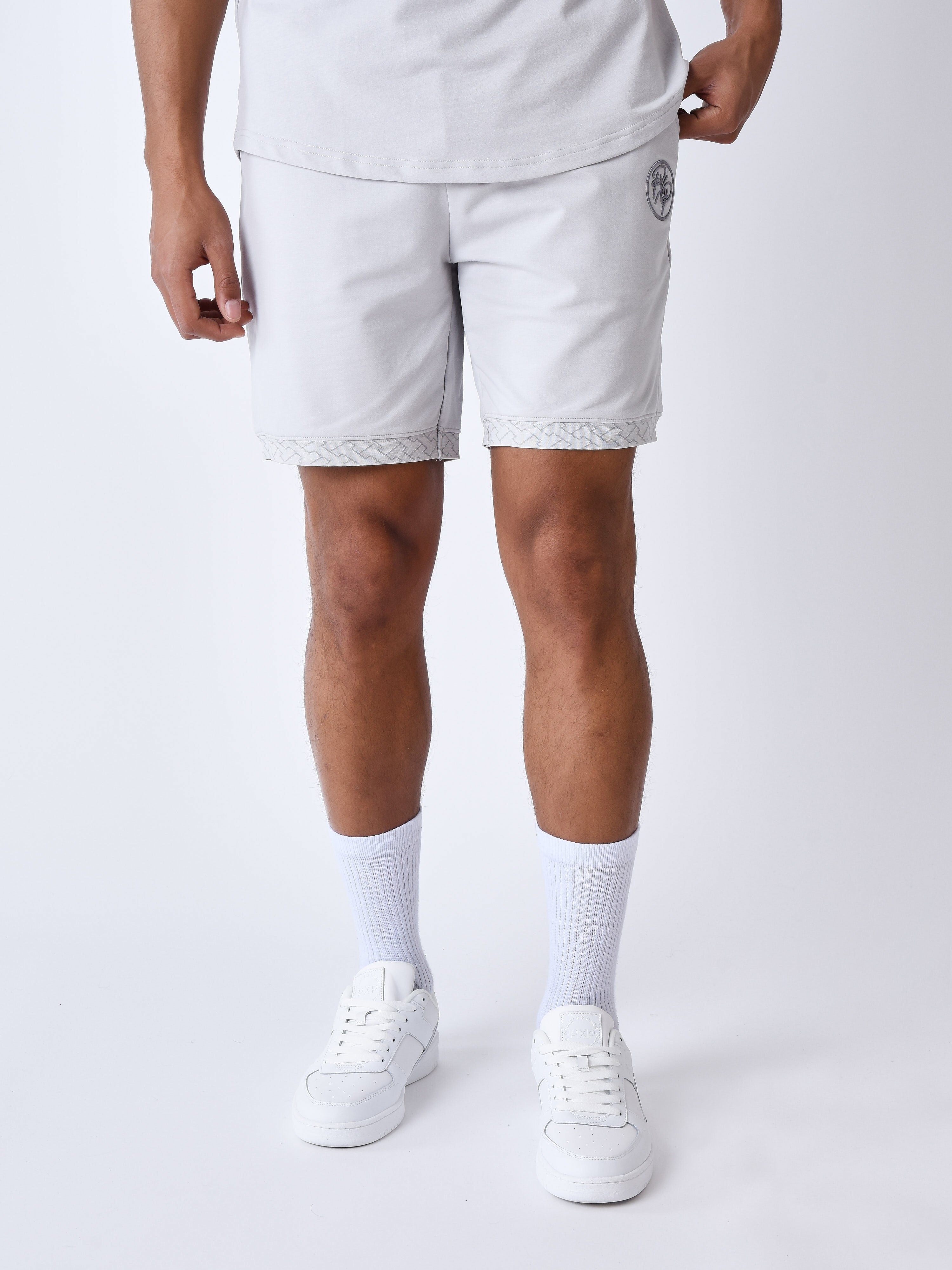 Short com detalhes em tecido labirinto-2