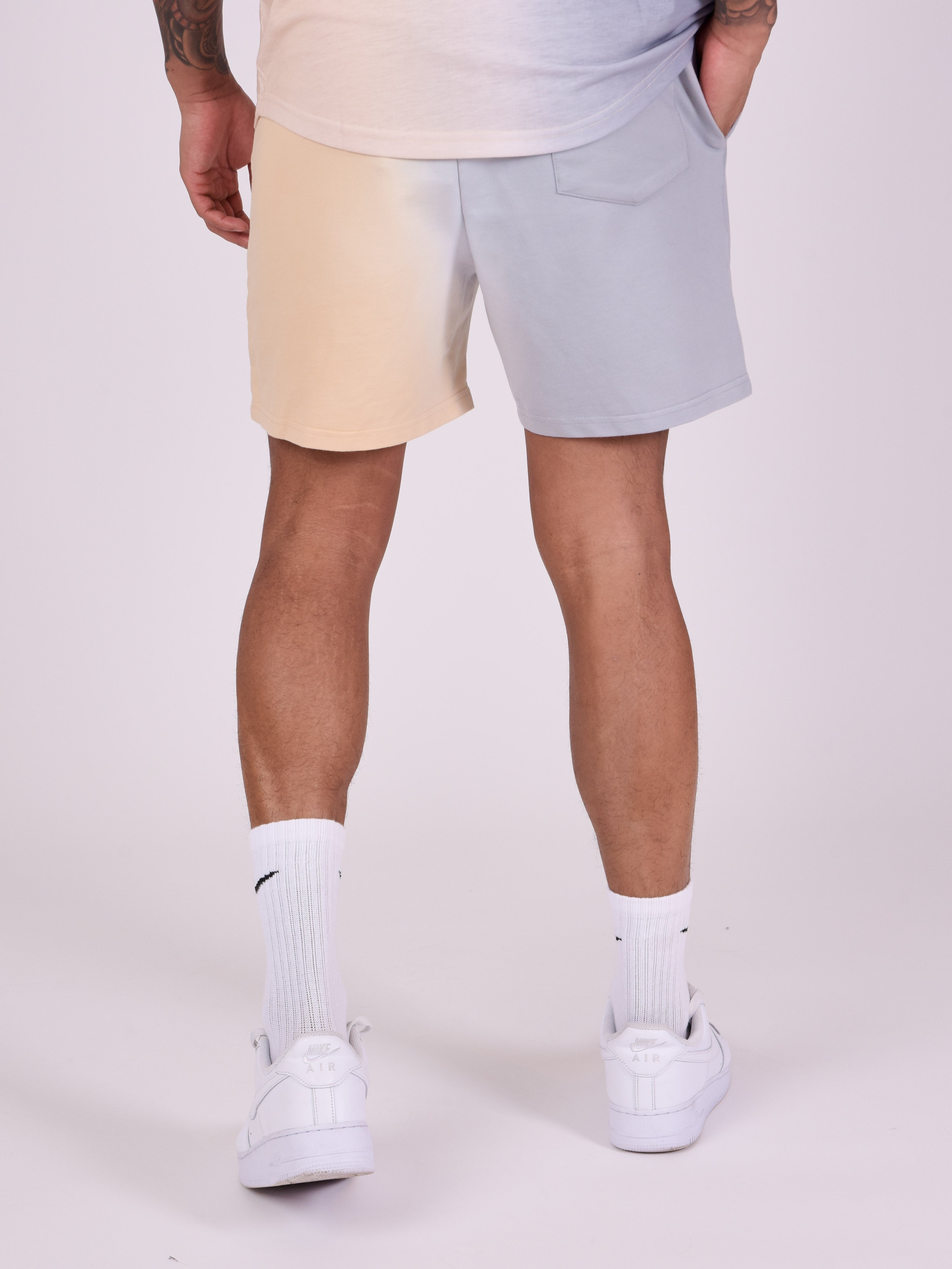 short-bicolore-degrade-gris-modelshot