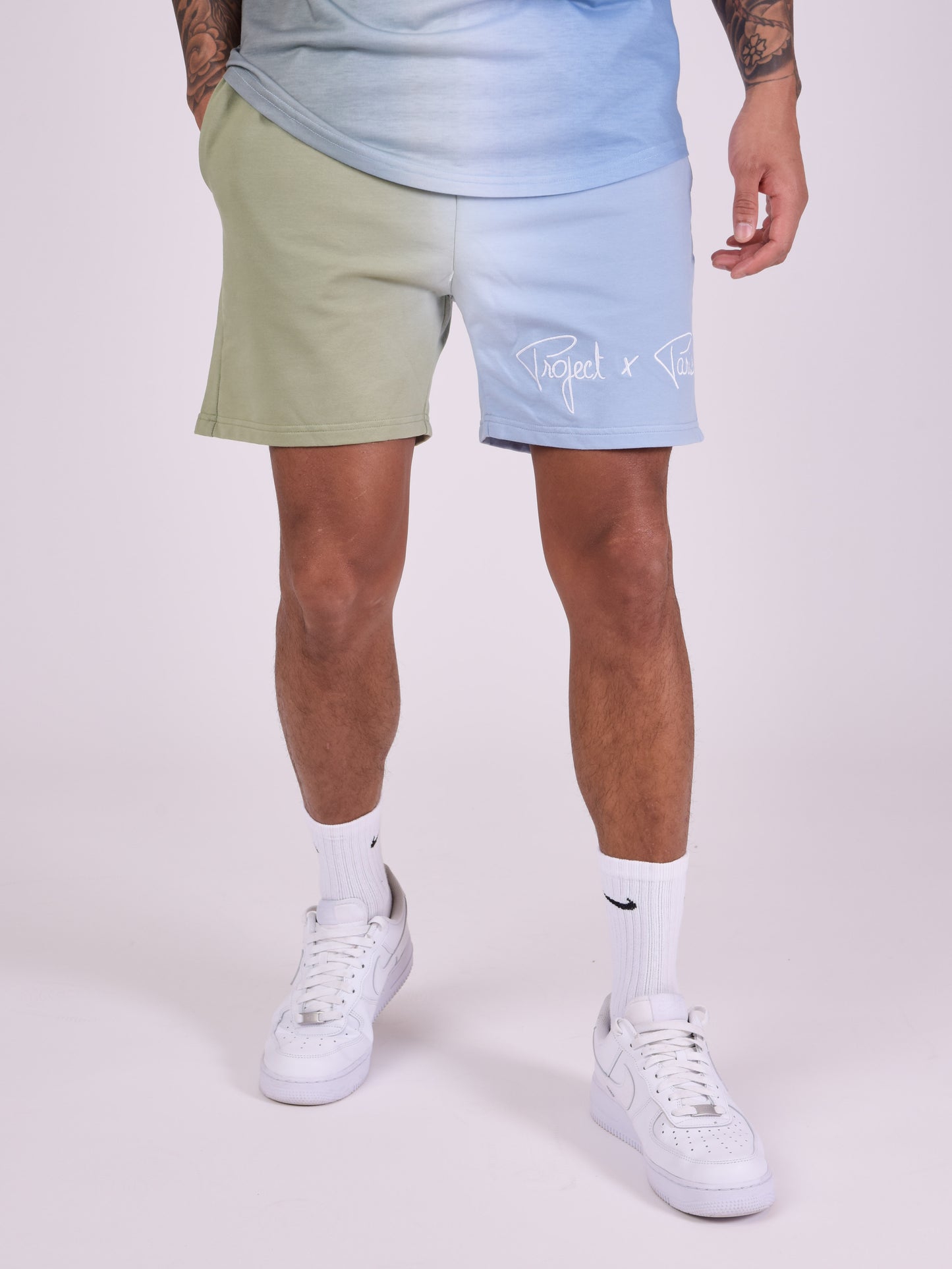 short-bicolore-degrade-kaki-modelshot