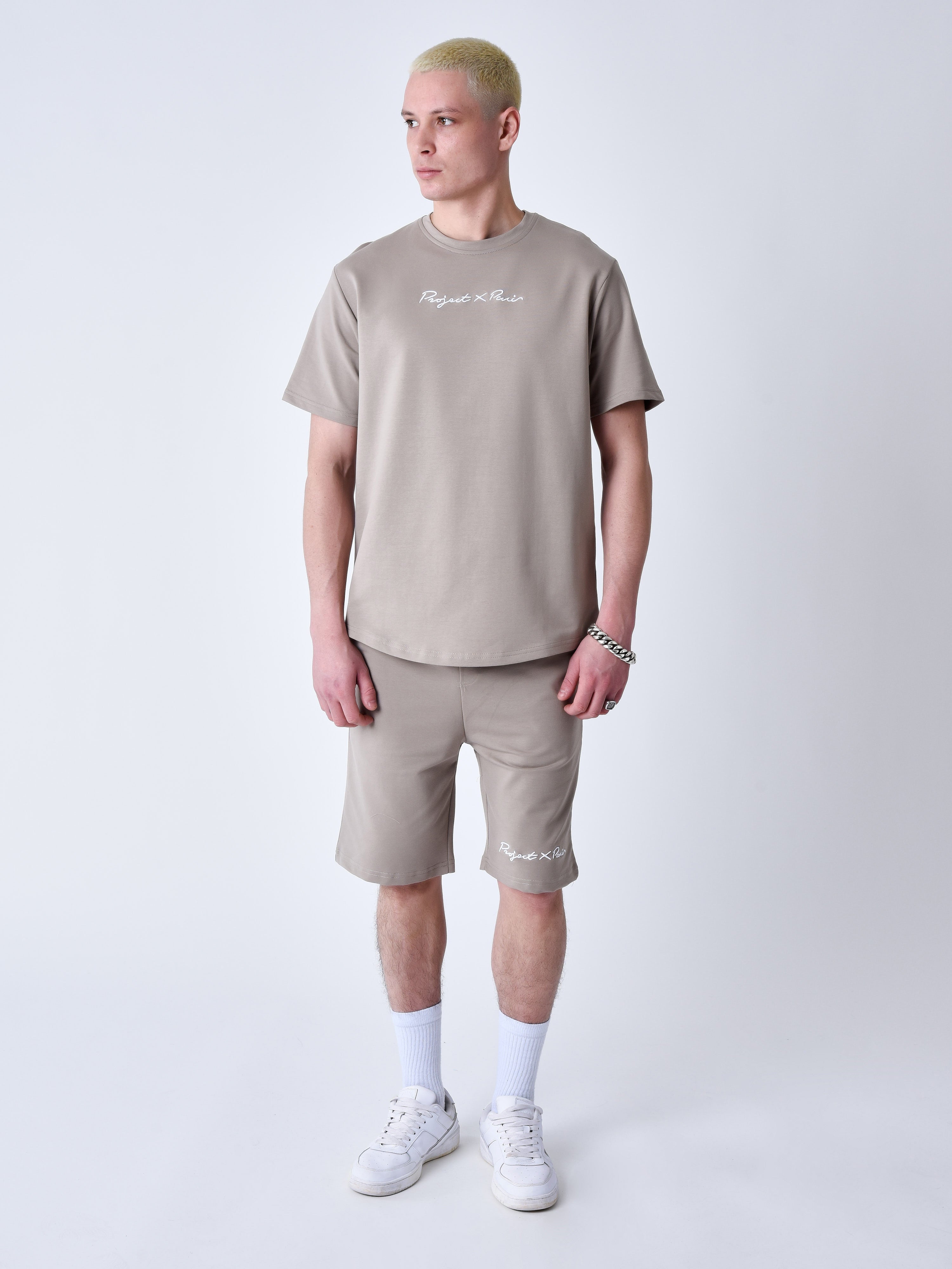 Short classique brodé-1