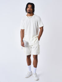 short-classique-texture-blanc-casse-modelshot