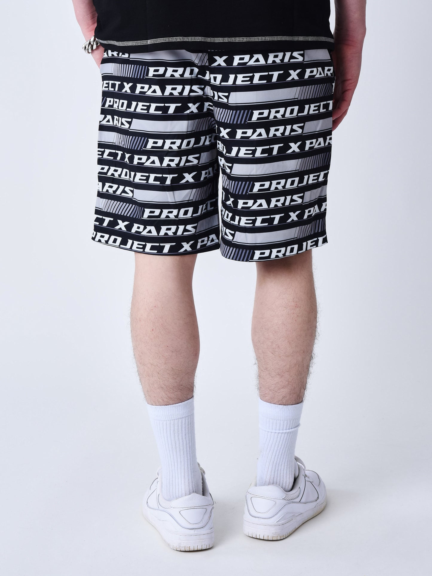 short-de-bain-imprime-car-racing-noir