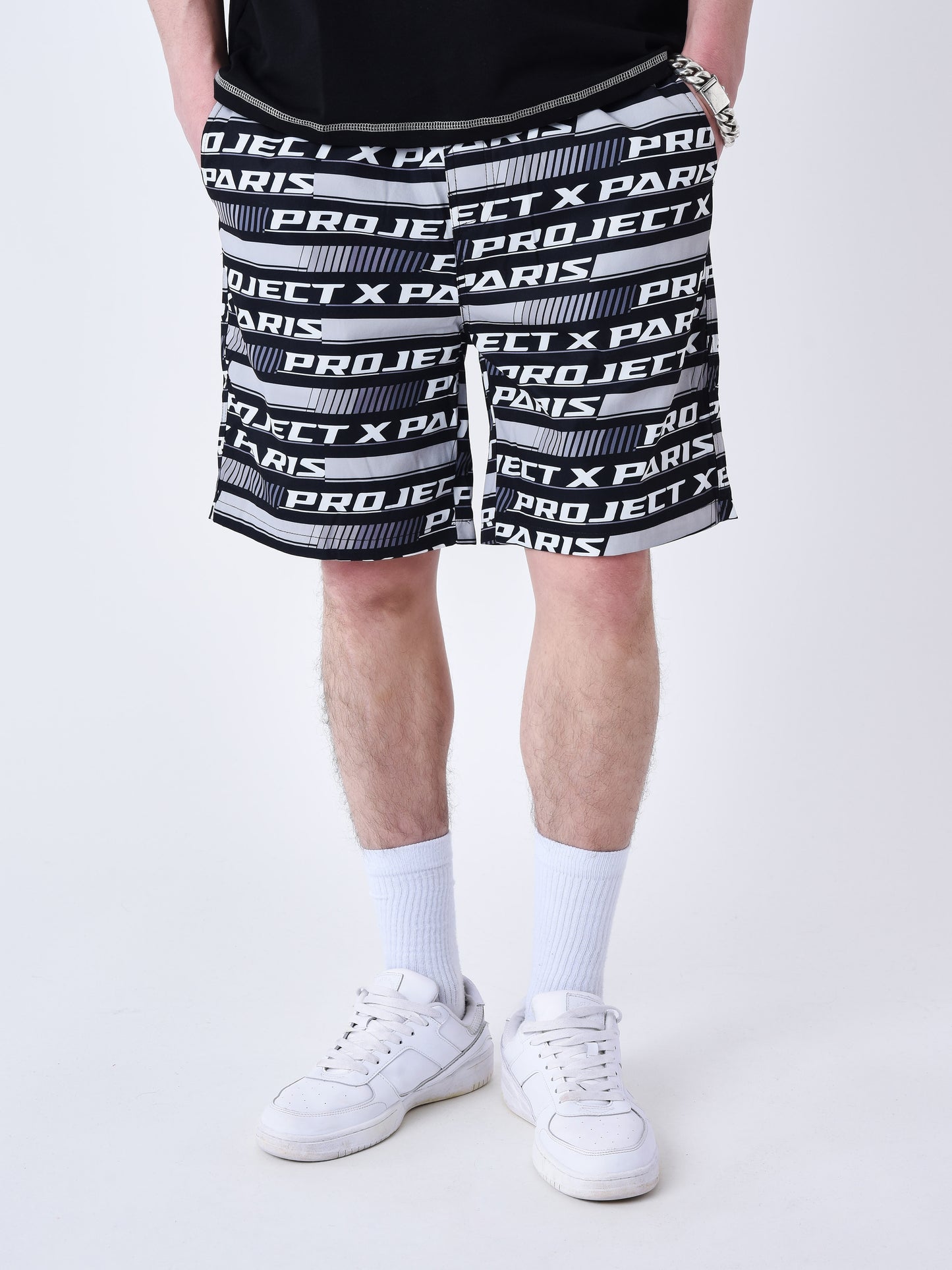 short-de-bain-imprime-car-racing-noir