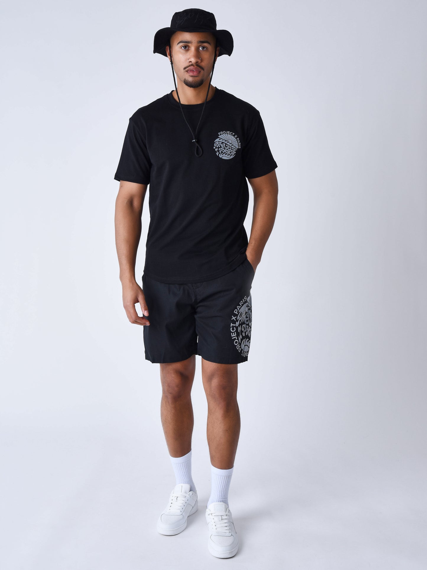 short-de-bain-imprime-groovy-sun-noir