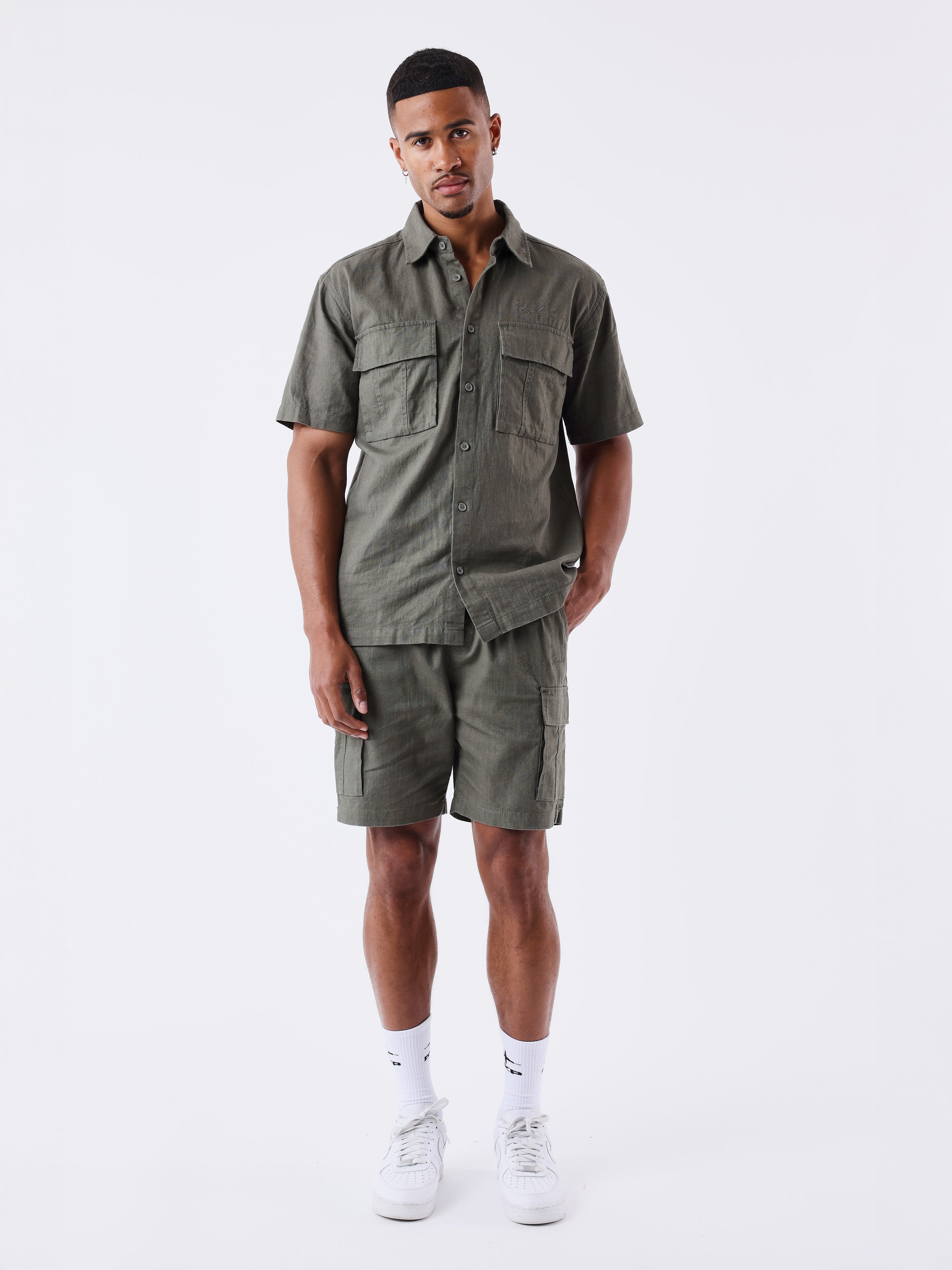 short-decontractee-texturee-5347-olive-fonce