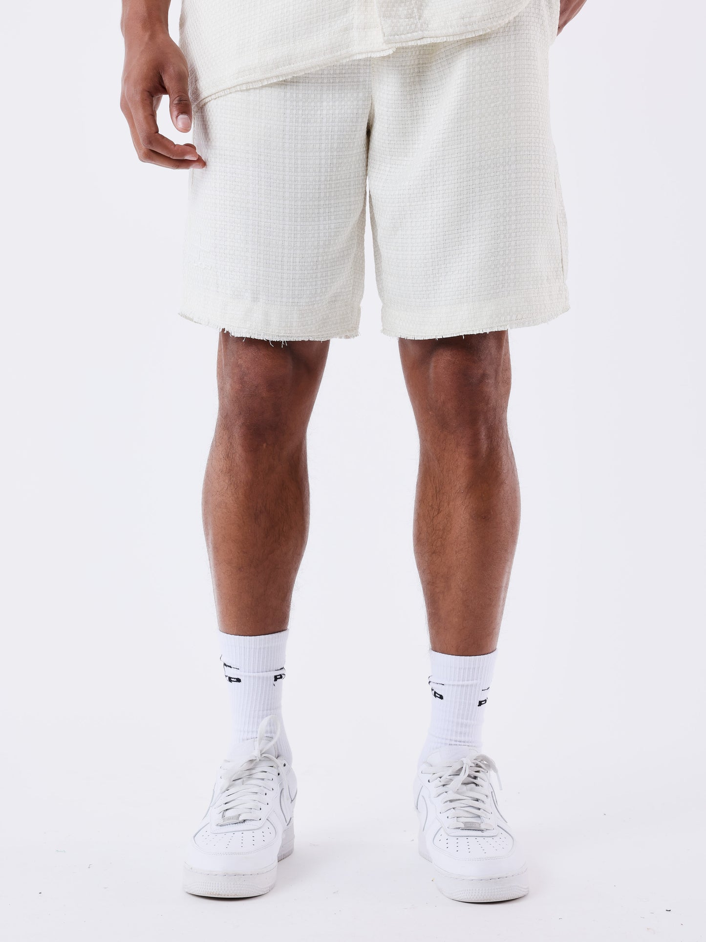 short-kalash-x-pxp-bicolore-blanc-casse-modelshot