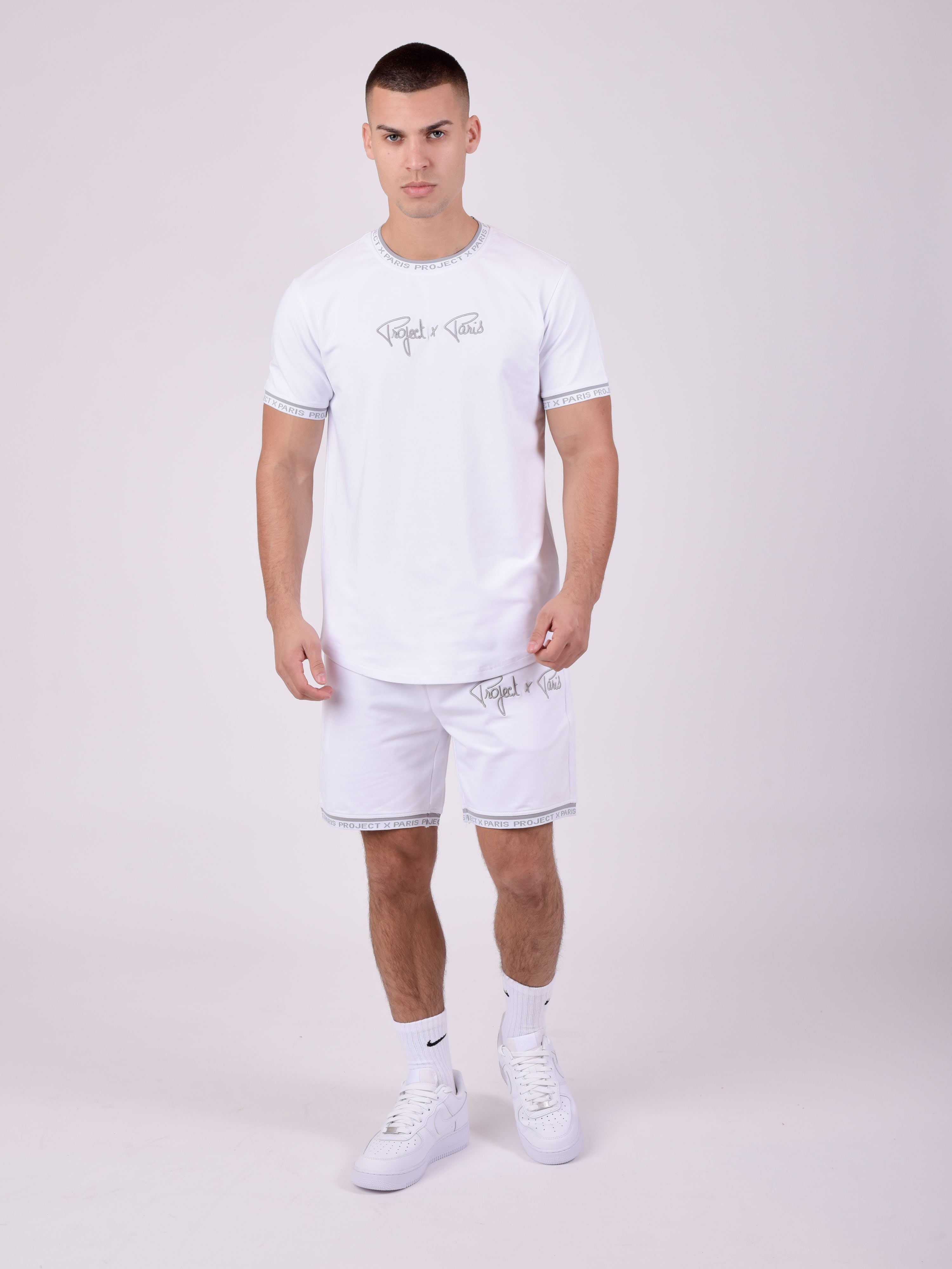 Shorts mit erhaben gesticktem Logo-6