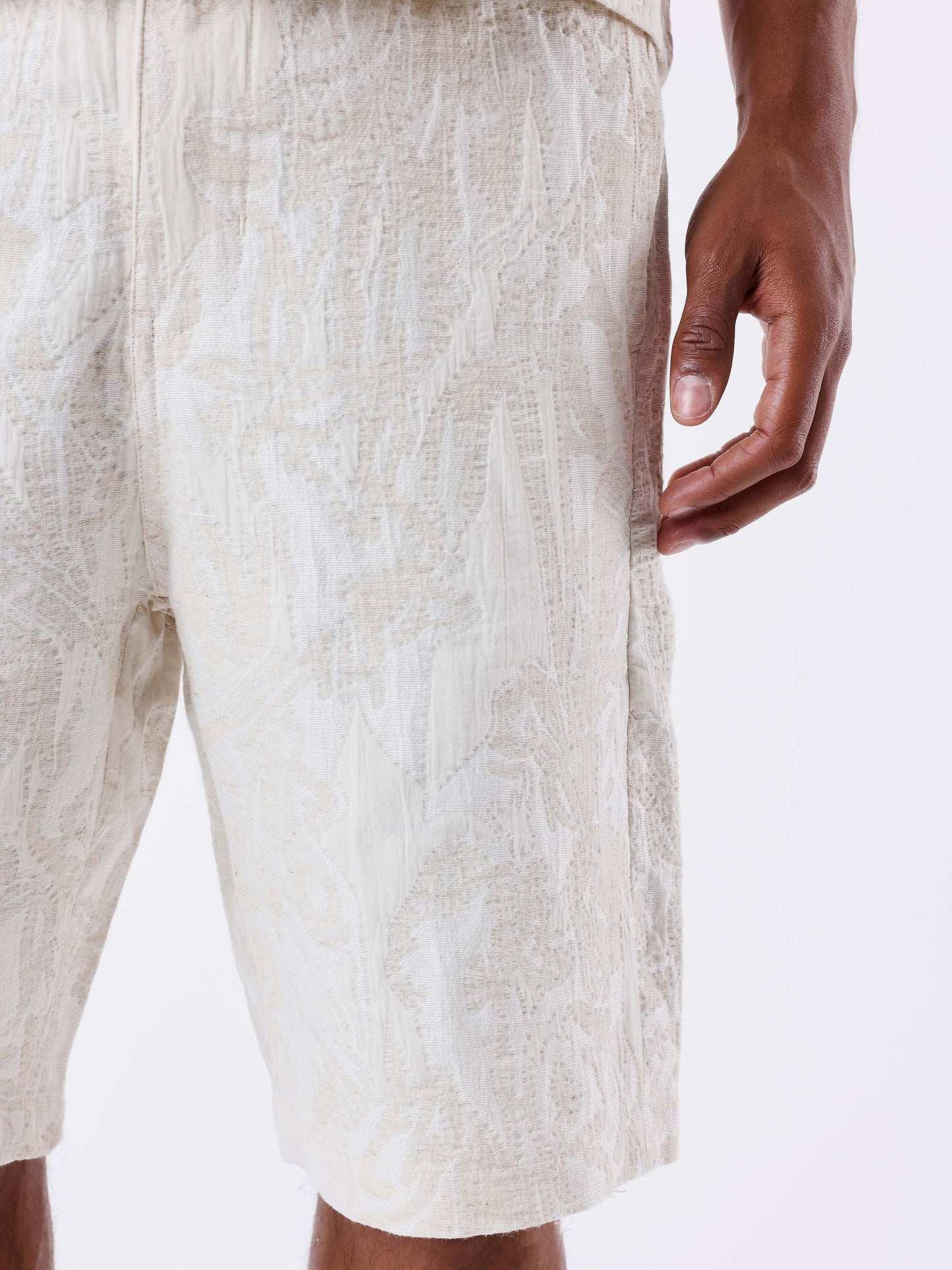 short-motif-floral-beige