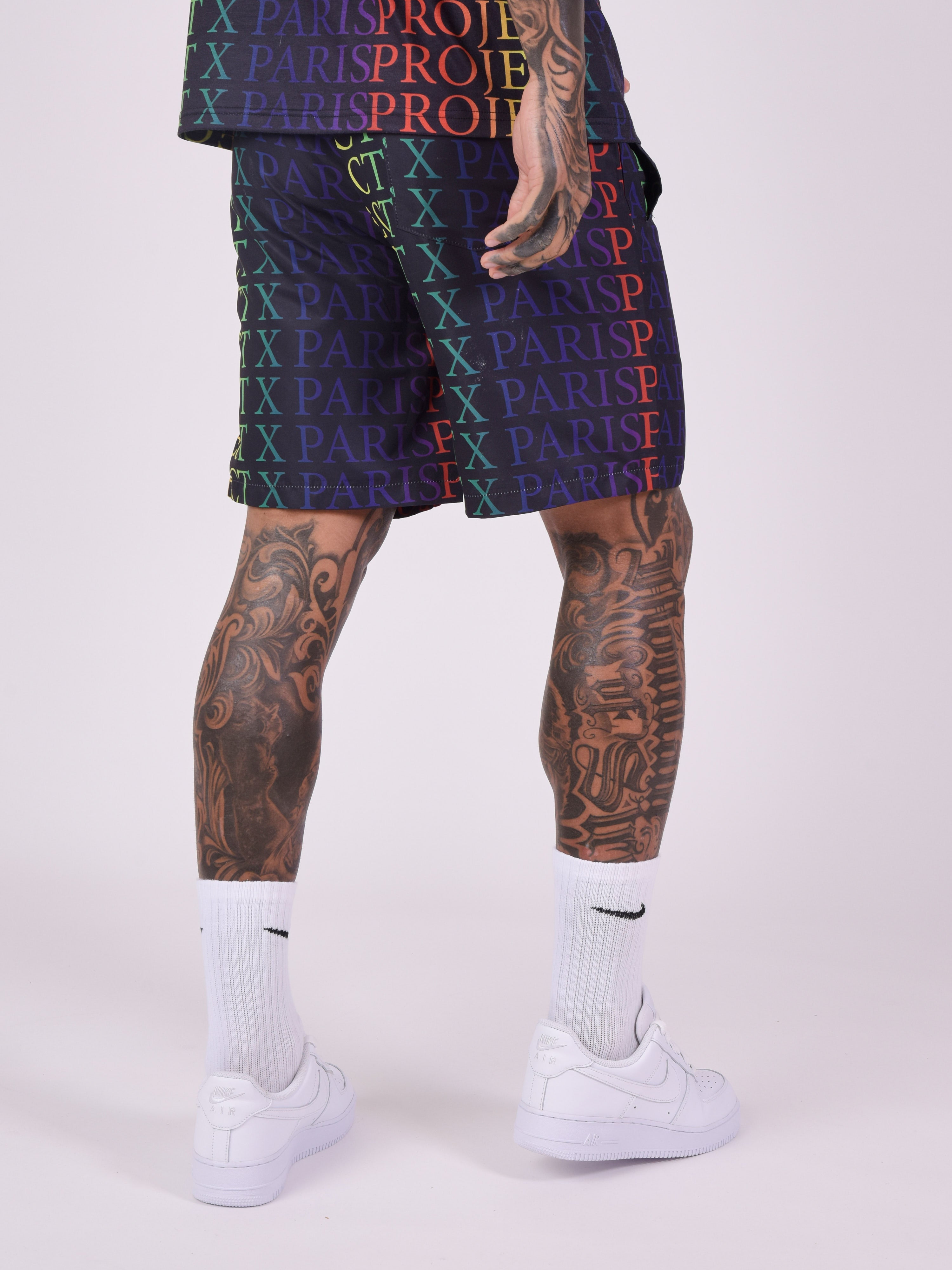 Short mit Regenbogen-Logo-Verlauf-6