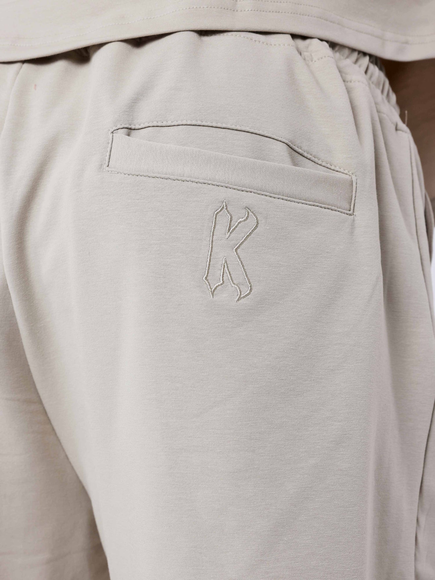 short-pxp-collaboration-kalash-gris-fume