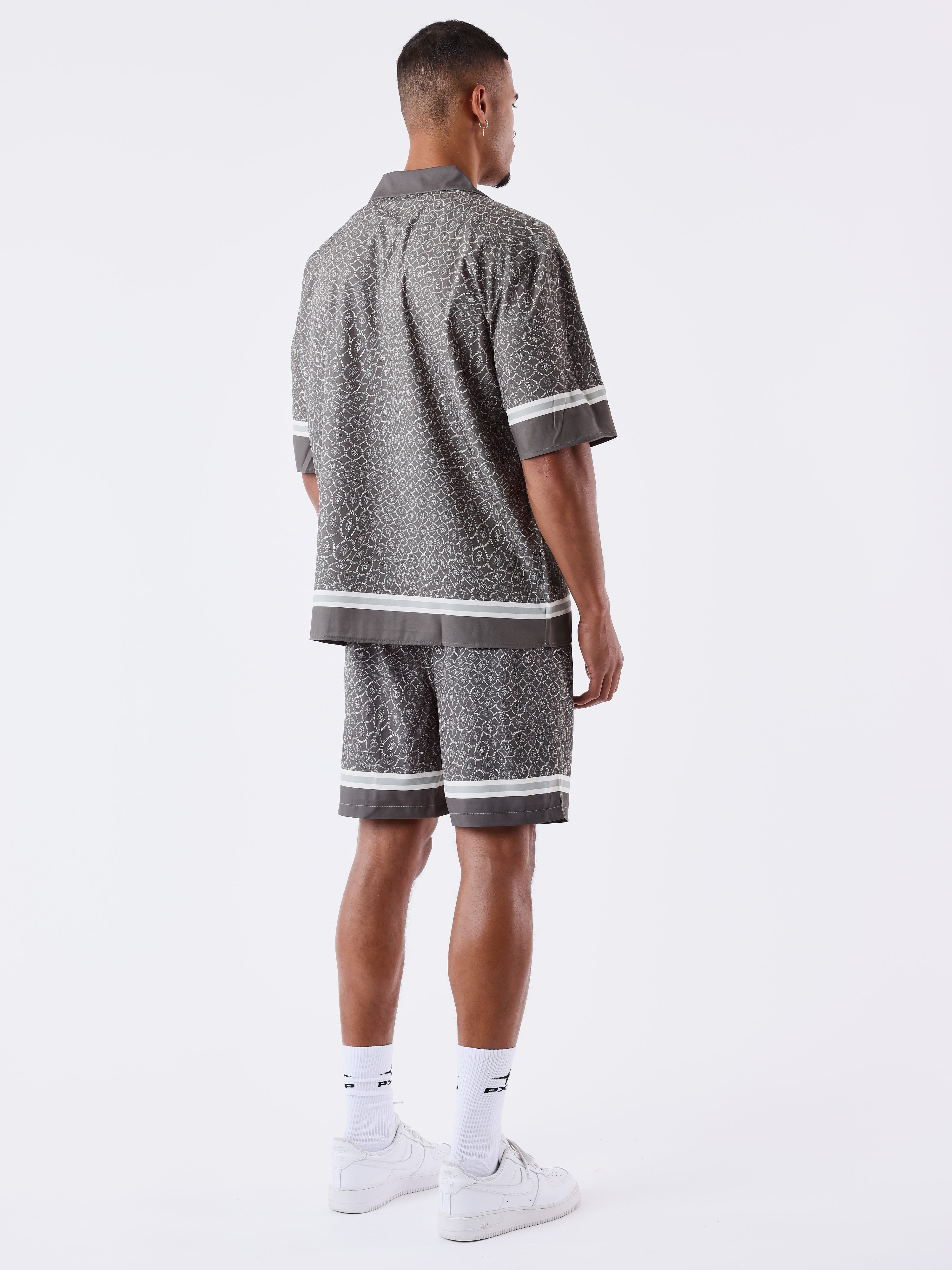 short-retro-olive-fonce