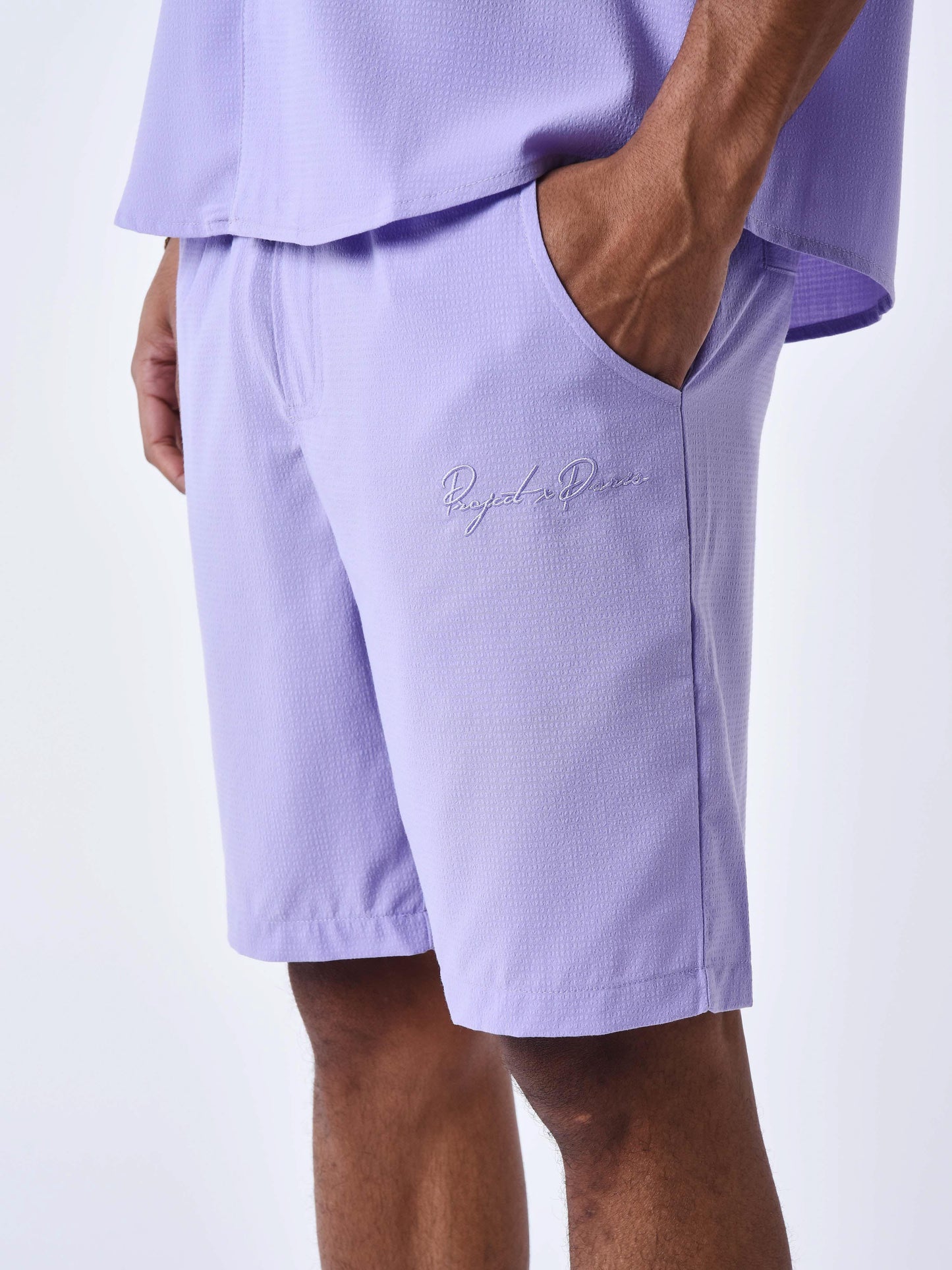 short-texture-brode-lilas-modelshot