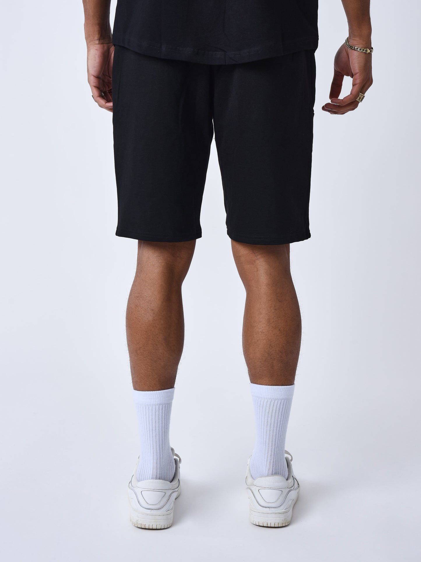 short-uni-avec-bande-logo-noir-blanc