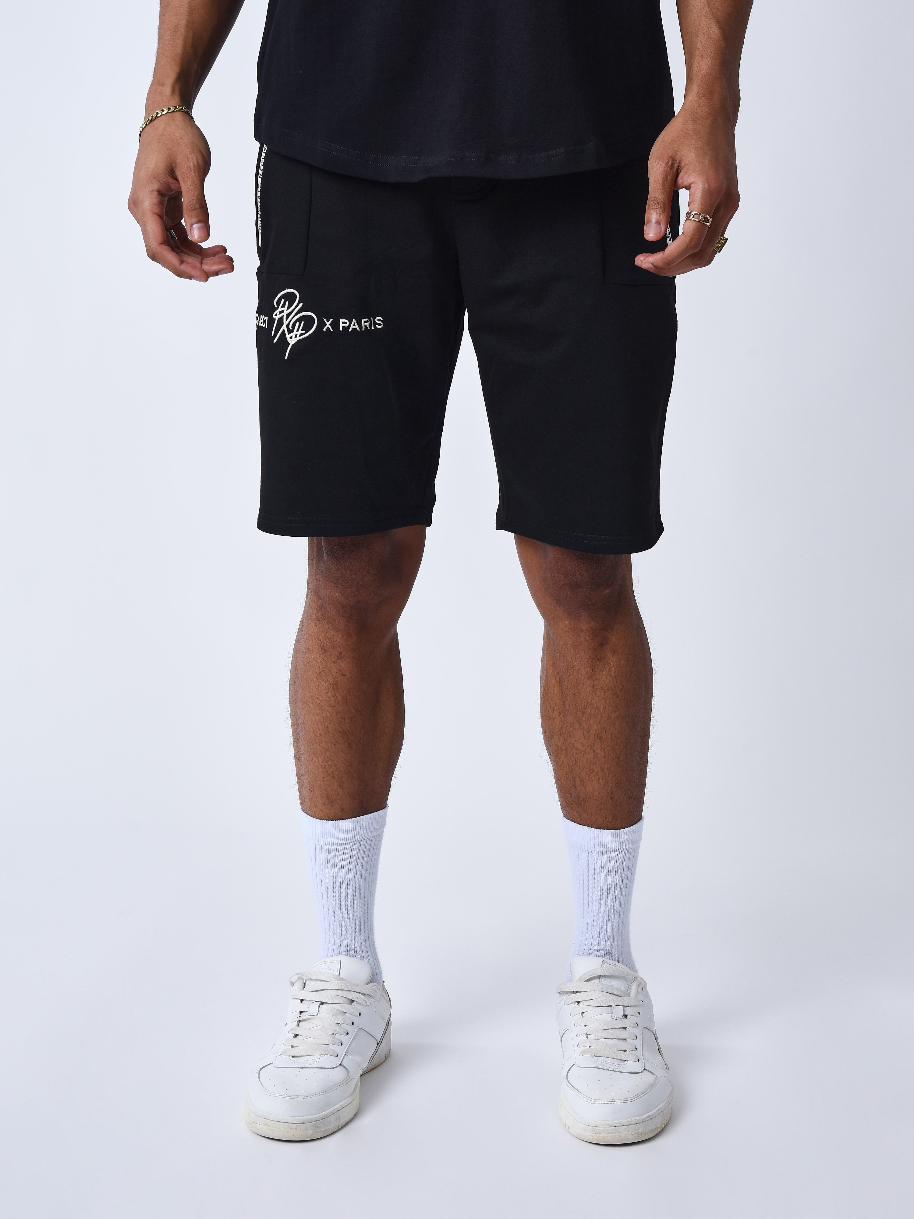 short-uni-avec-bande-logo-noir-blanc