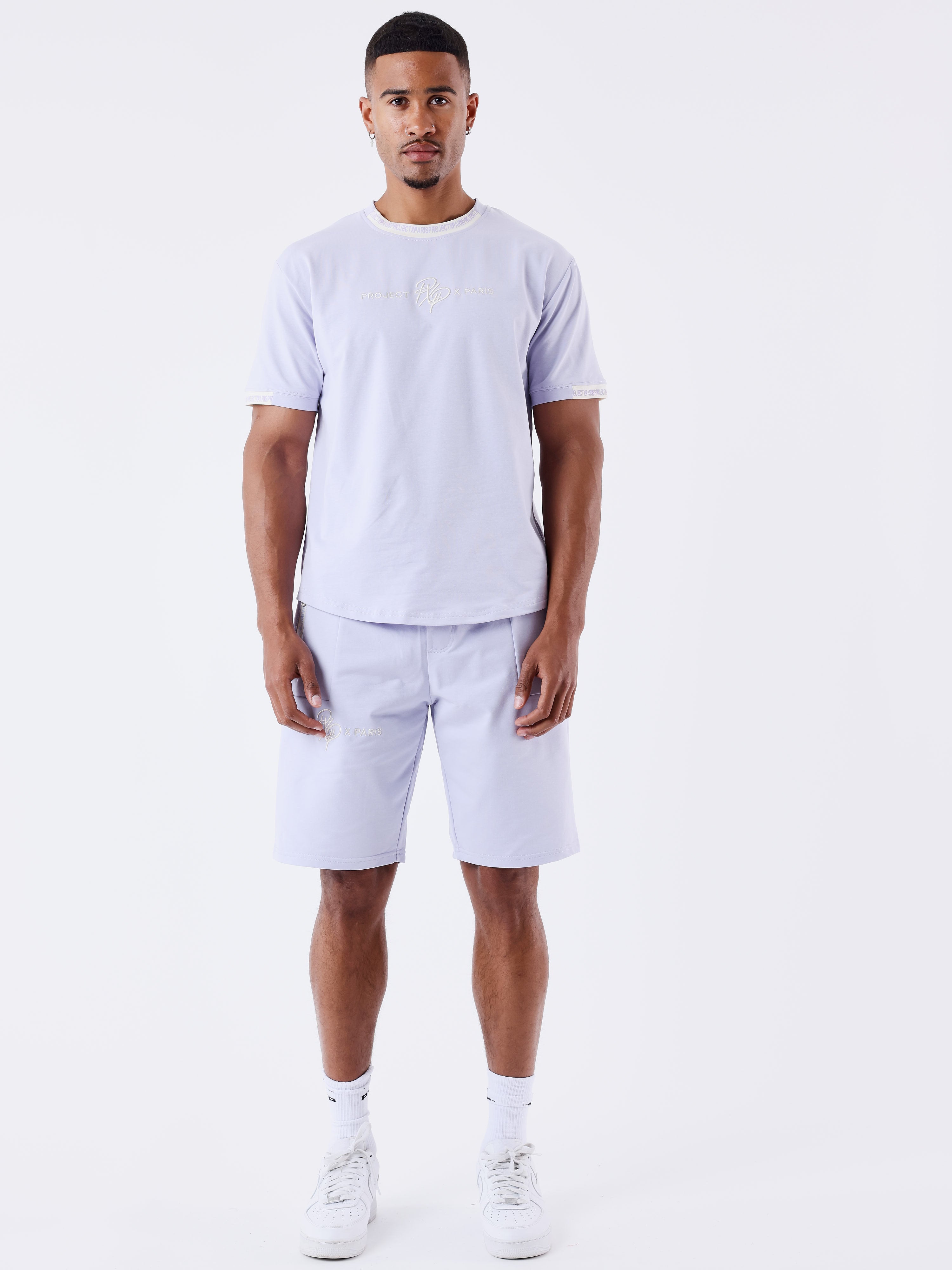 Едноцветни къси панталони с лента с лого-1