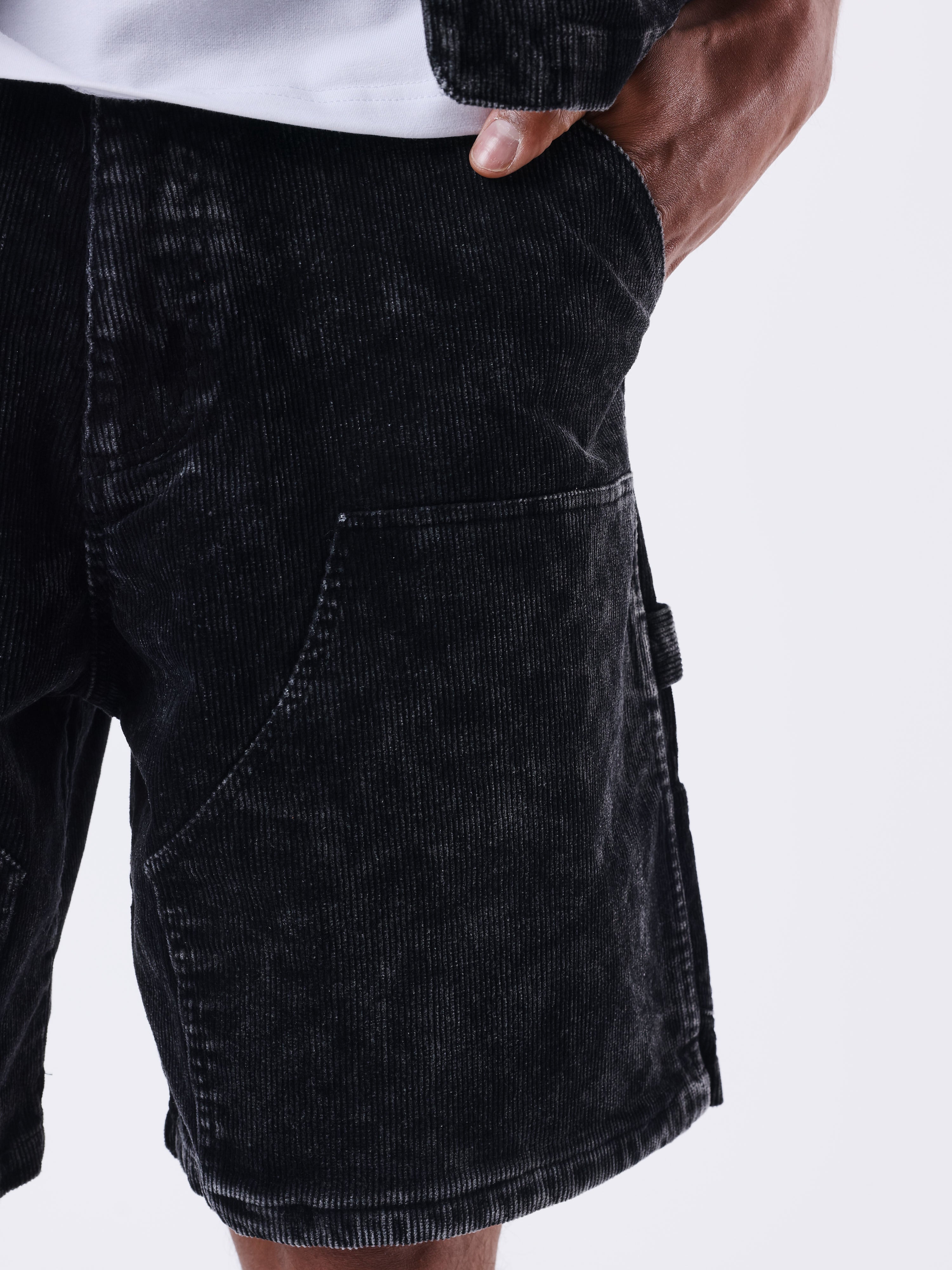 short-velours-cotele-noir