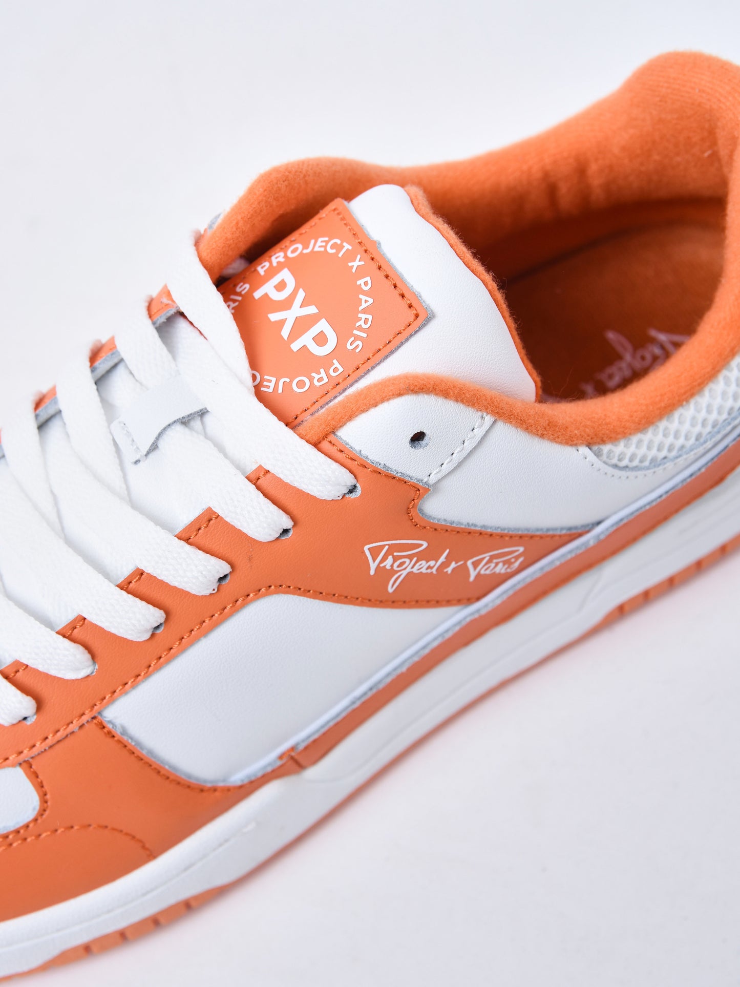 sn23001-4444-orange-detailshot