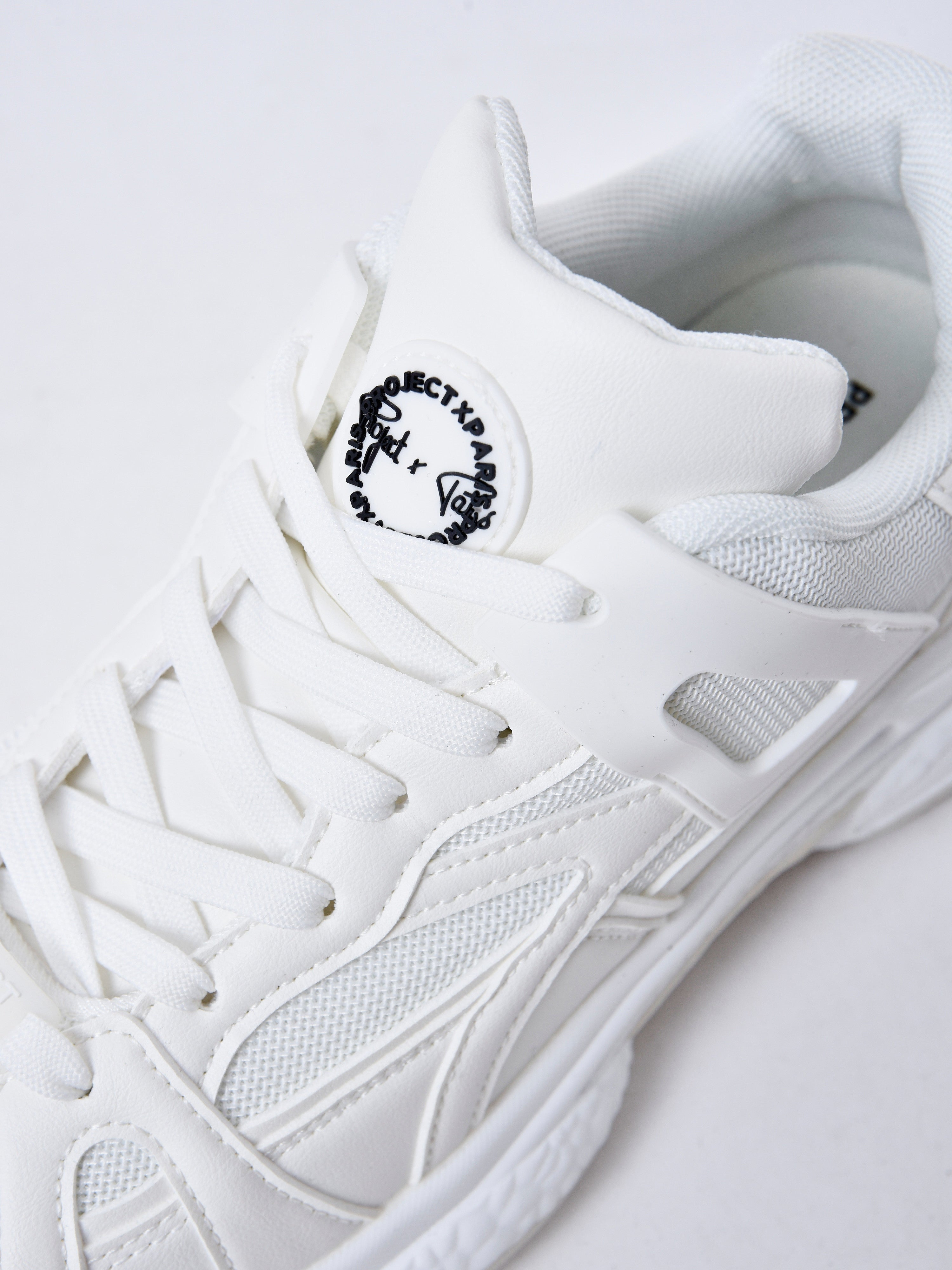 sn23001-blanc-detailshot