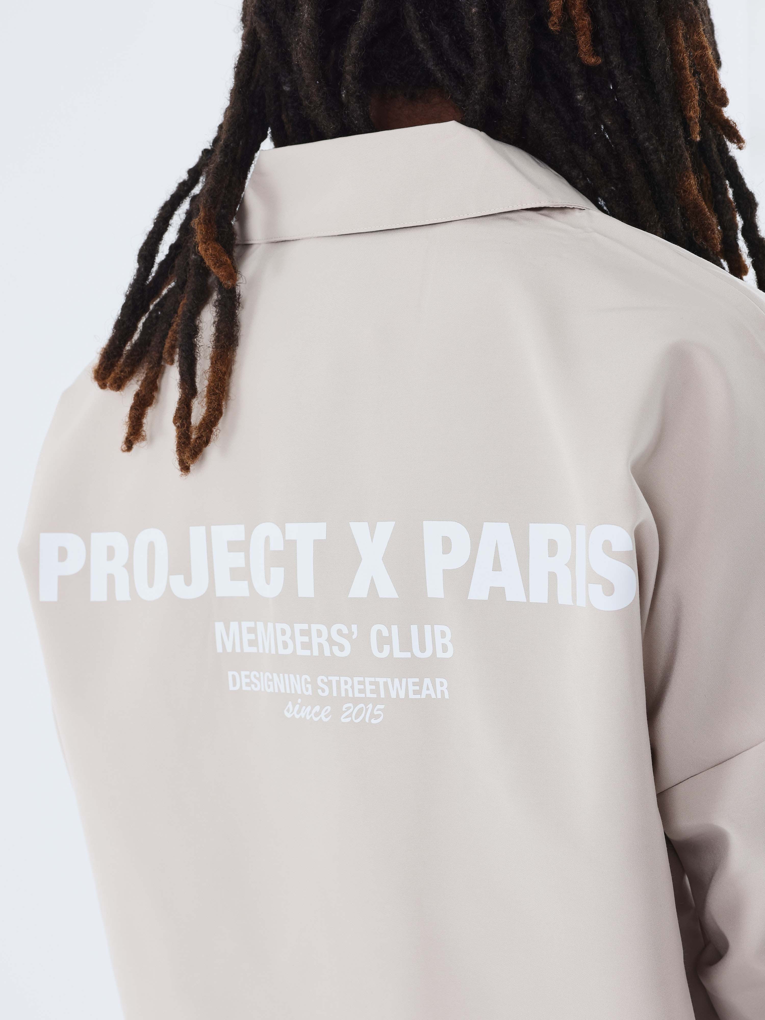 surchemise-members-club-greige-detailshot