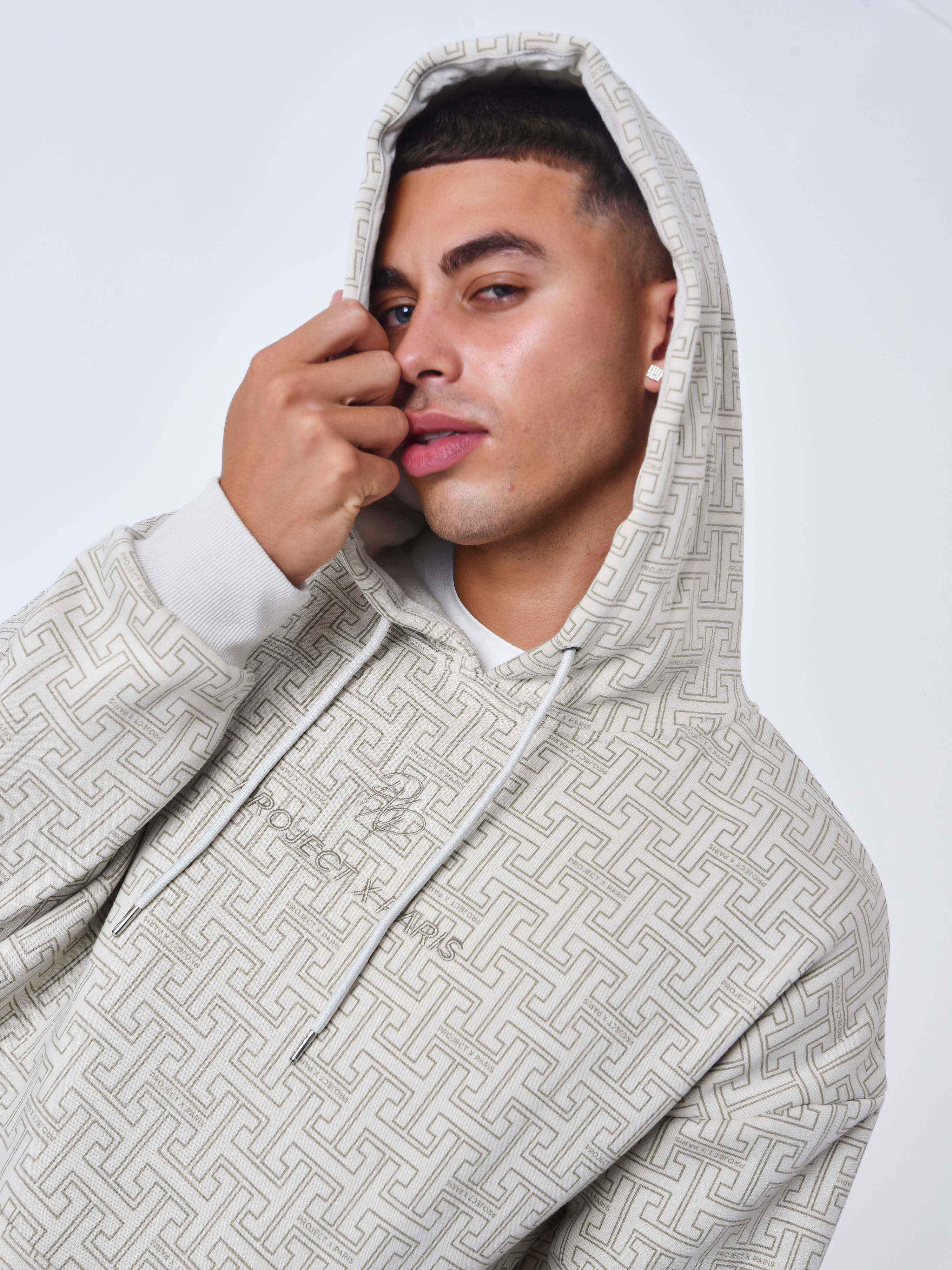 sweat-a-capuche-all-over-labyrinthe-greige