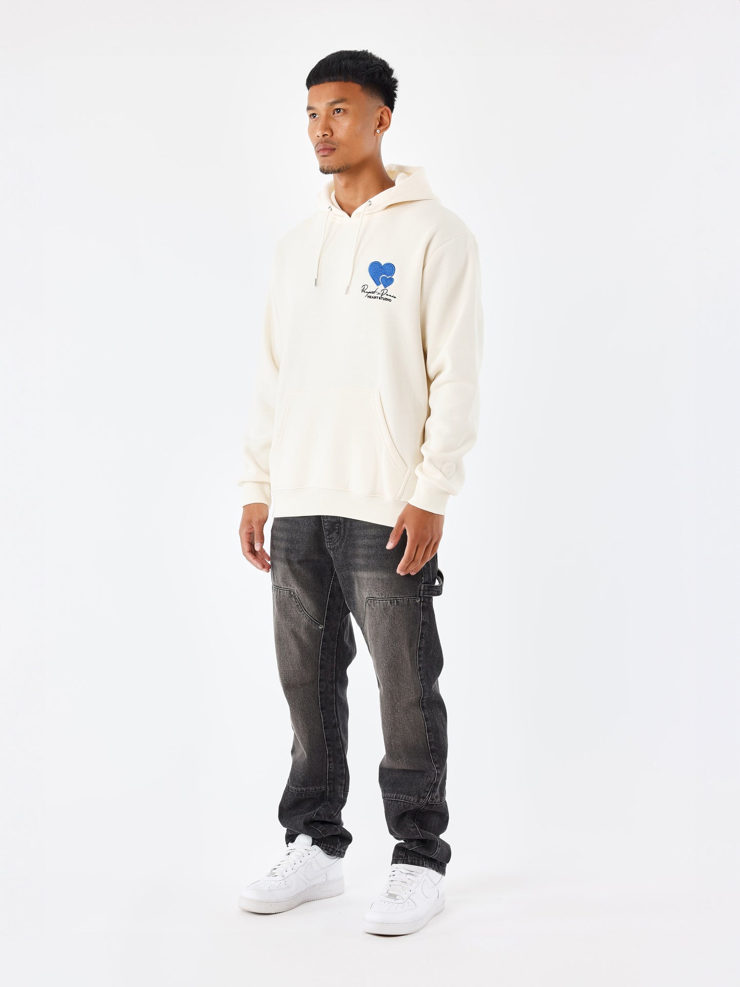 sweat-a-capuche-broderie-cold-hearts-craie