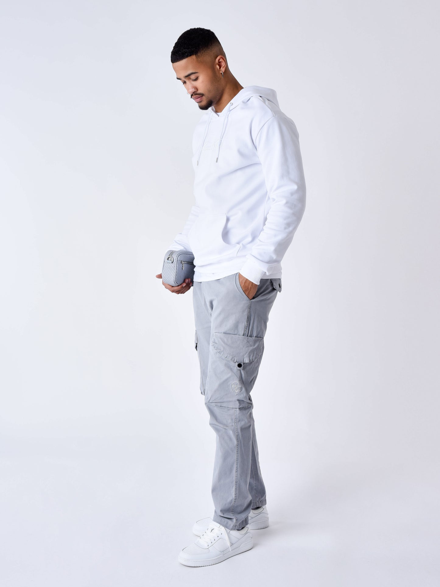 sweat-a-capuche-classique-blanc-modelshot
